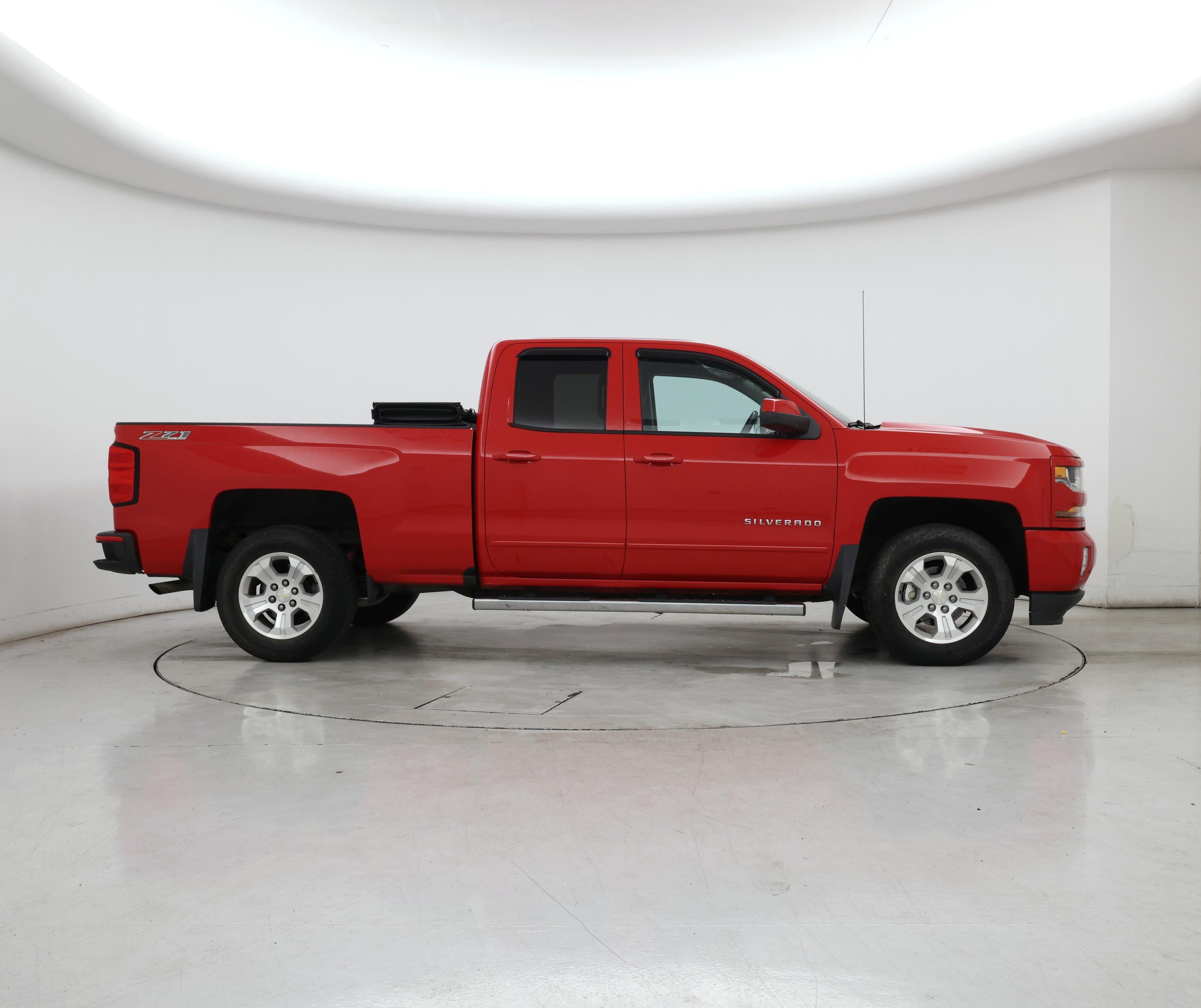 Thumbnail: 2017 Chevrolet Silverado 1500 - 7