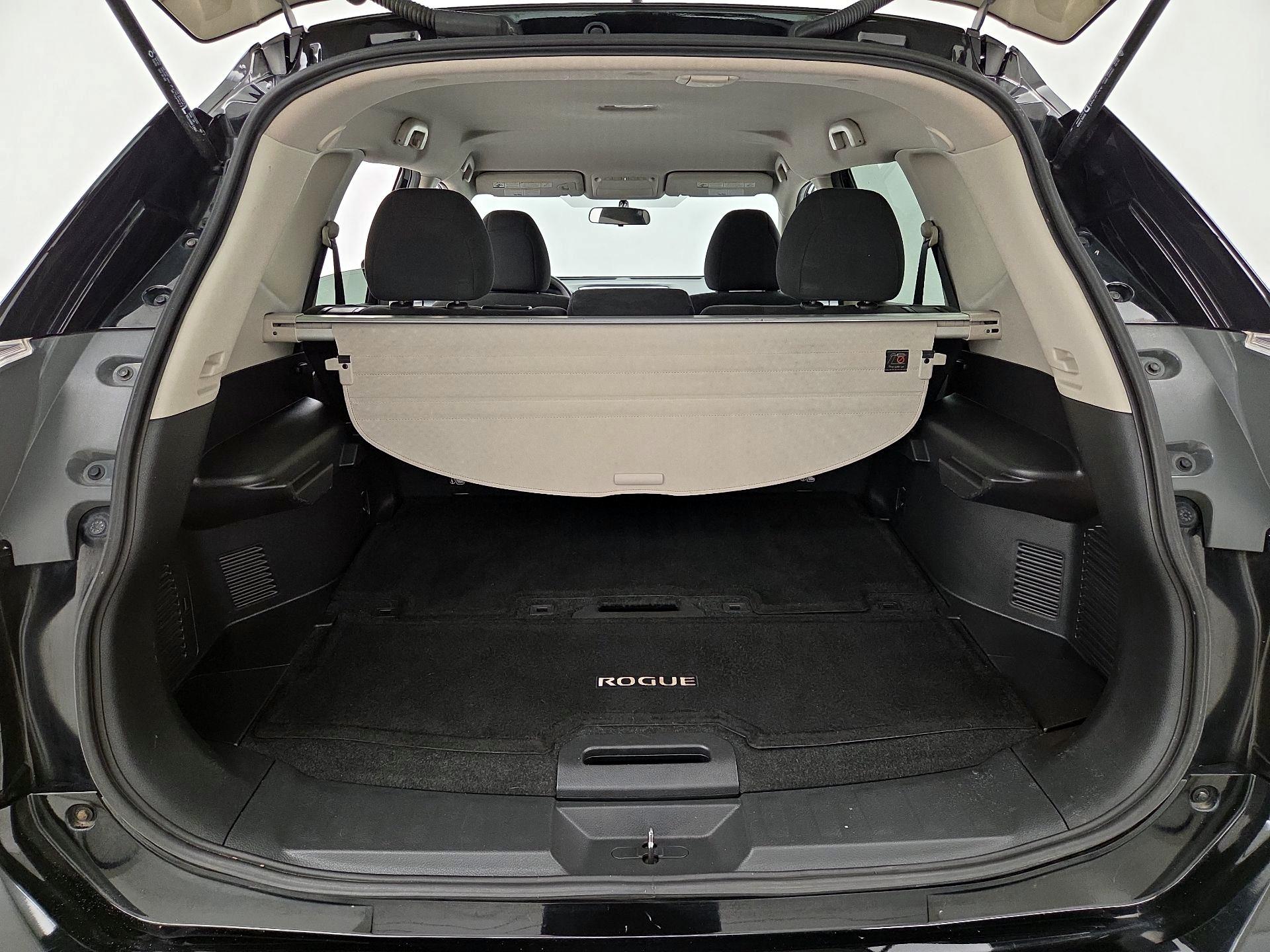 Thumbnail: 2015 Nissan Rogue - 20