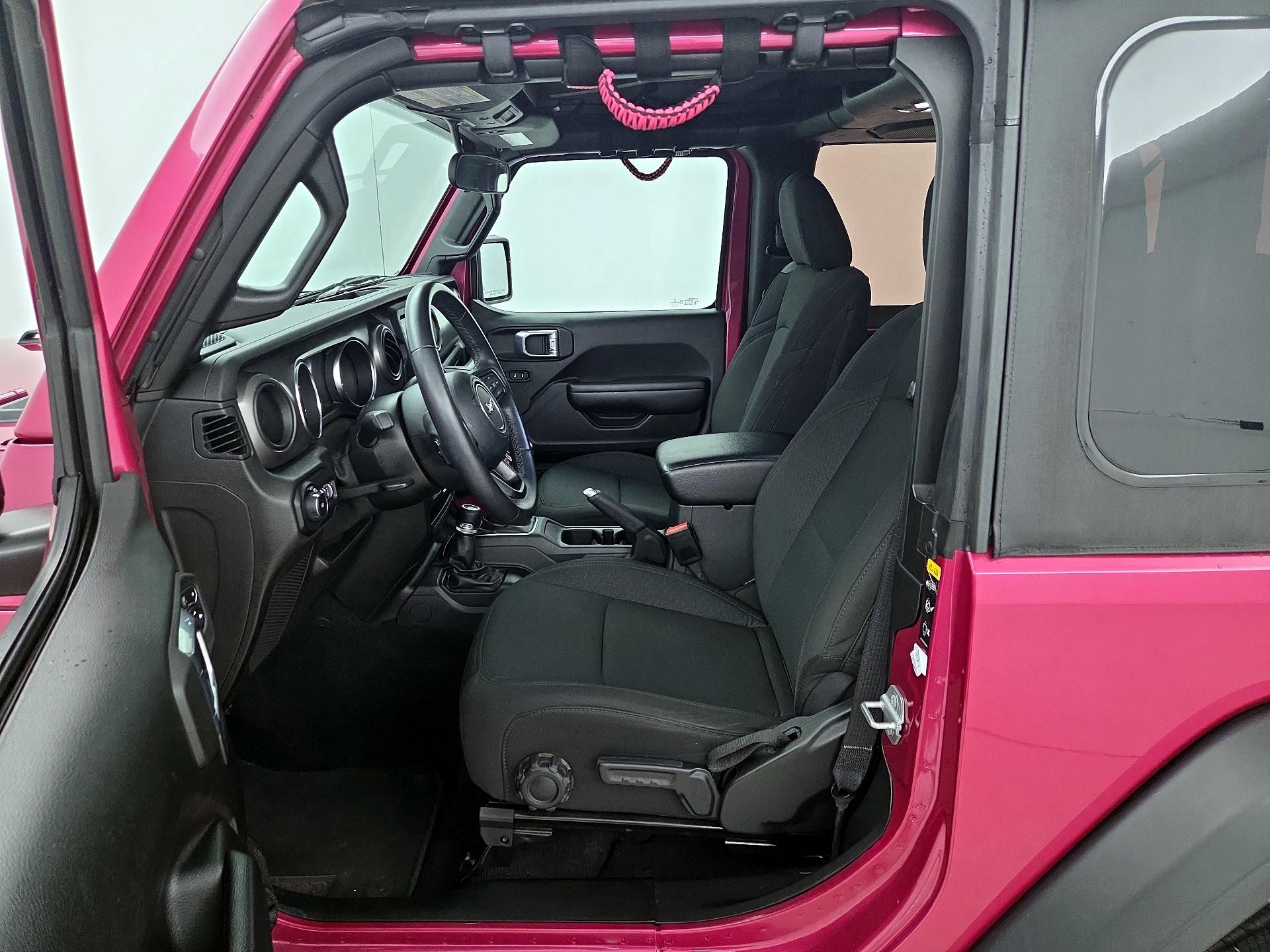 Thumbnail: 2021 Jeep Wrangler - 11