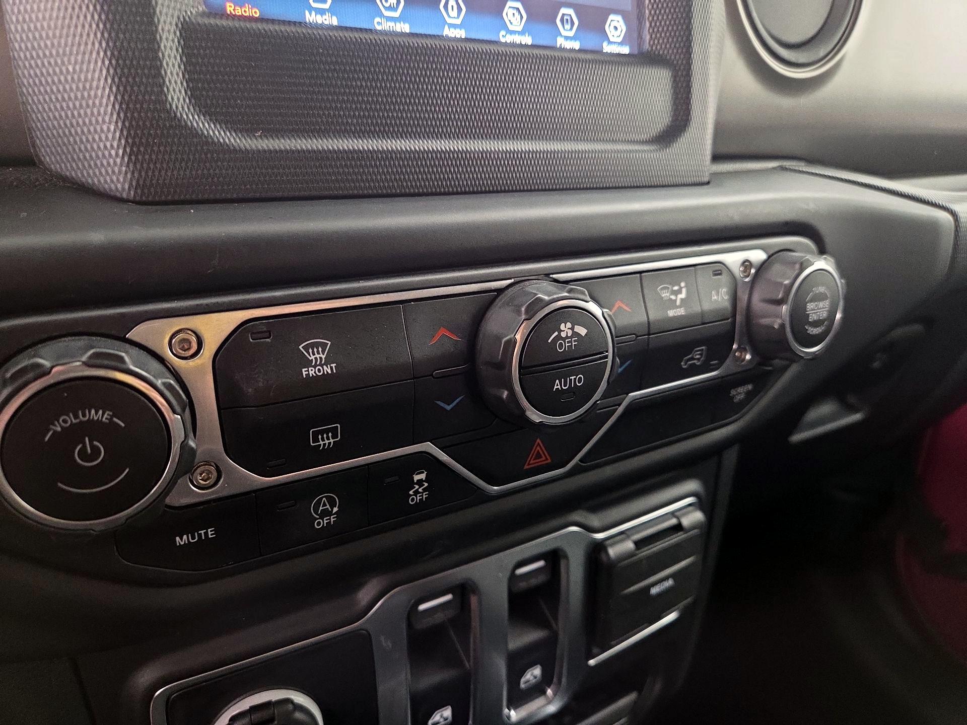Thumbnail: 2021 Jeep Wrangler - 16