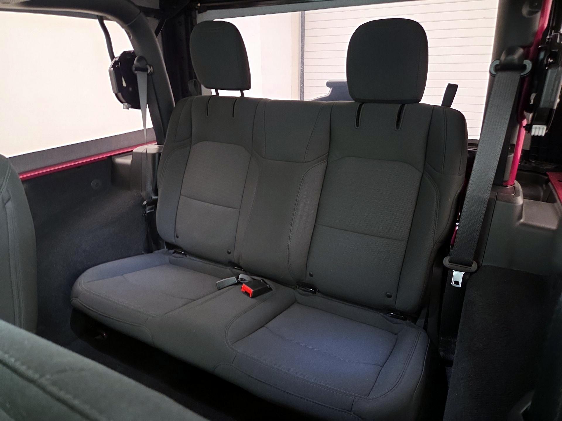 Thumbnail: 2021 Jeep Wrangler - 19