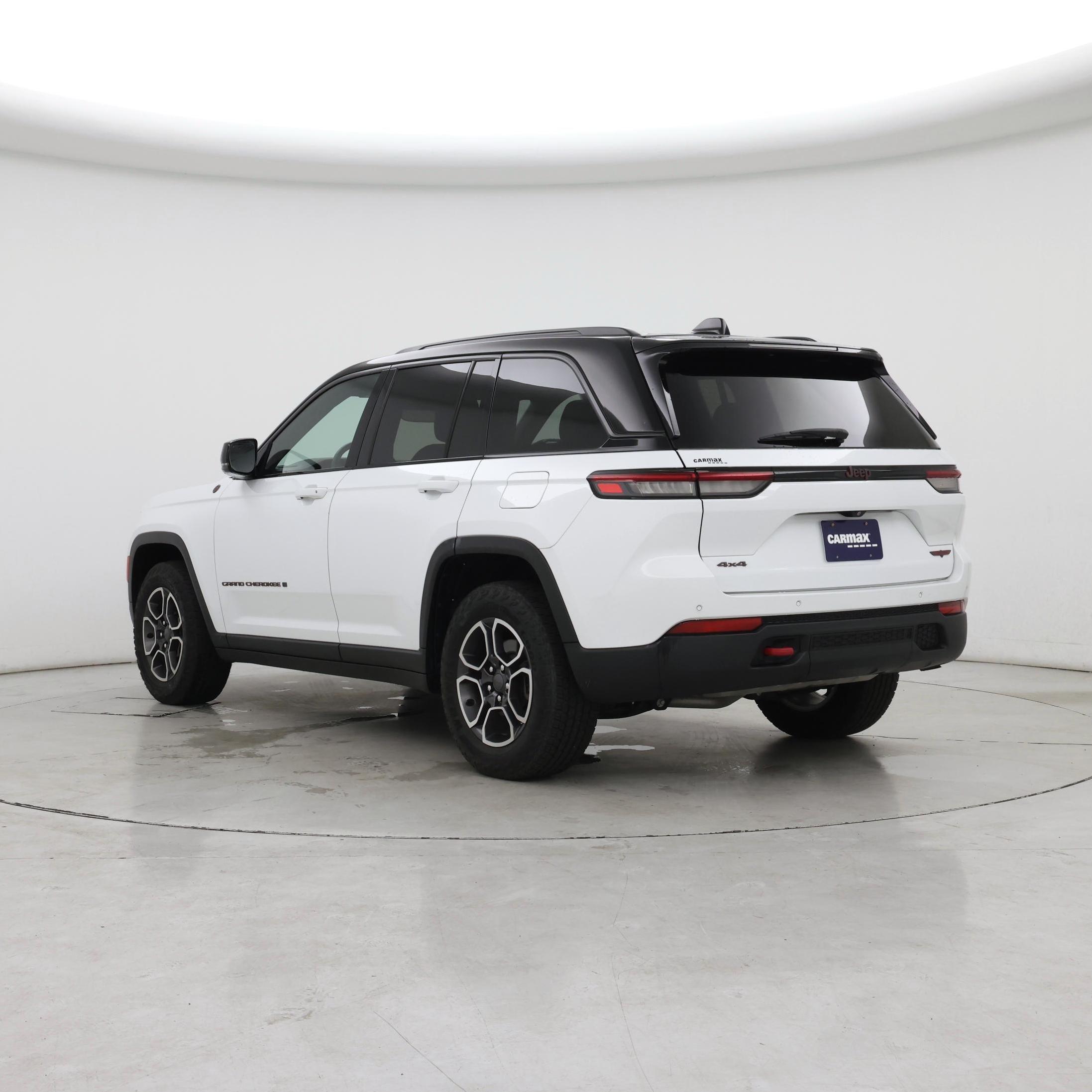 Thumbnail: 2022 Jeep Grand Cherokee - 2