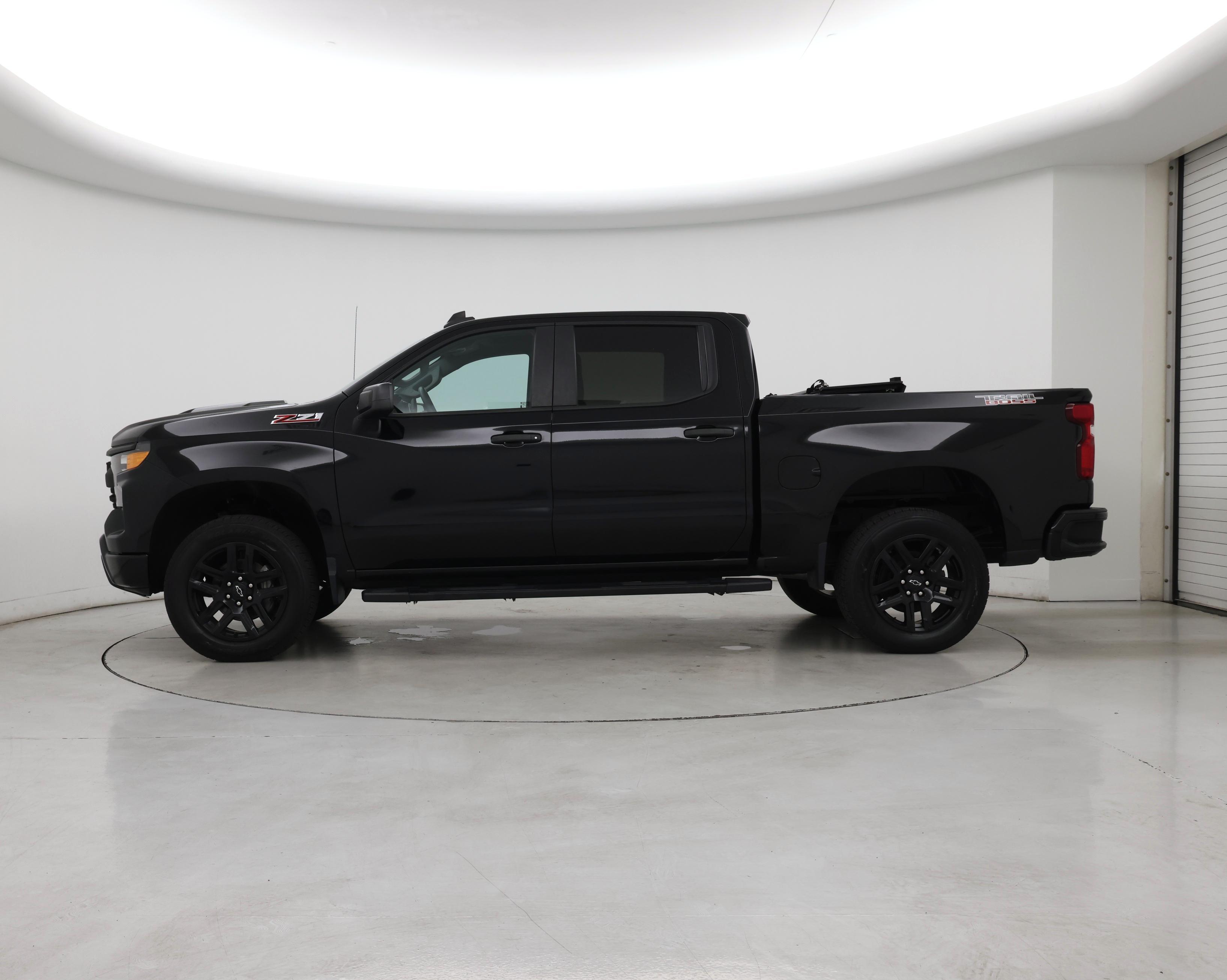 Thumbnail: 2022 Chevrolet Silverado 1500 - 3