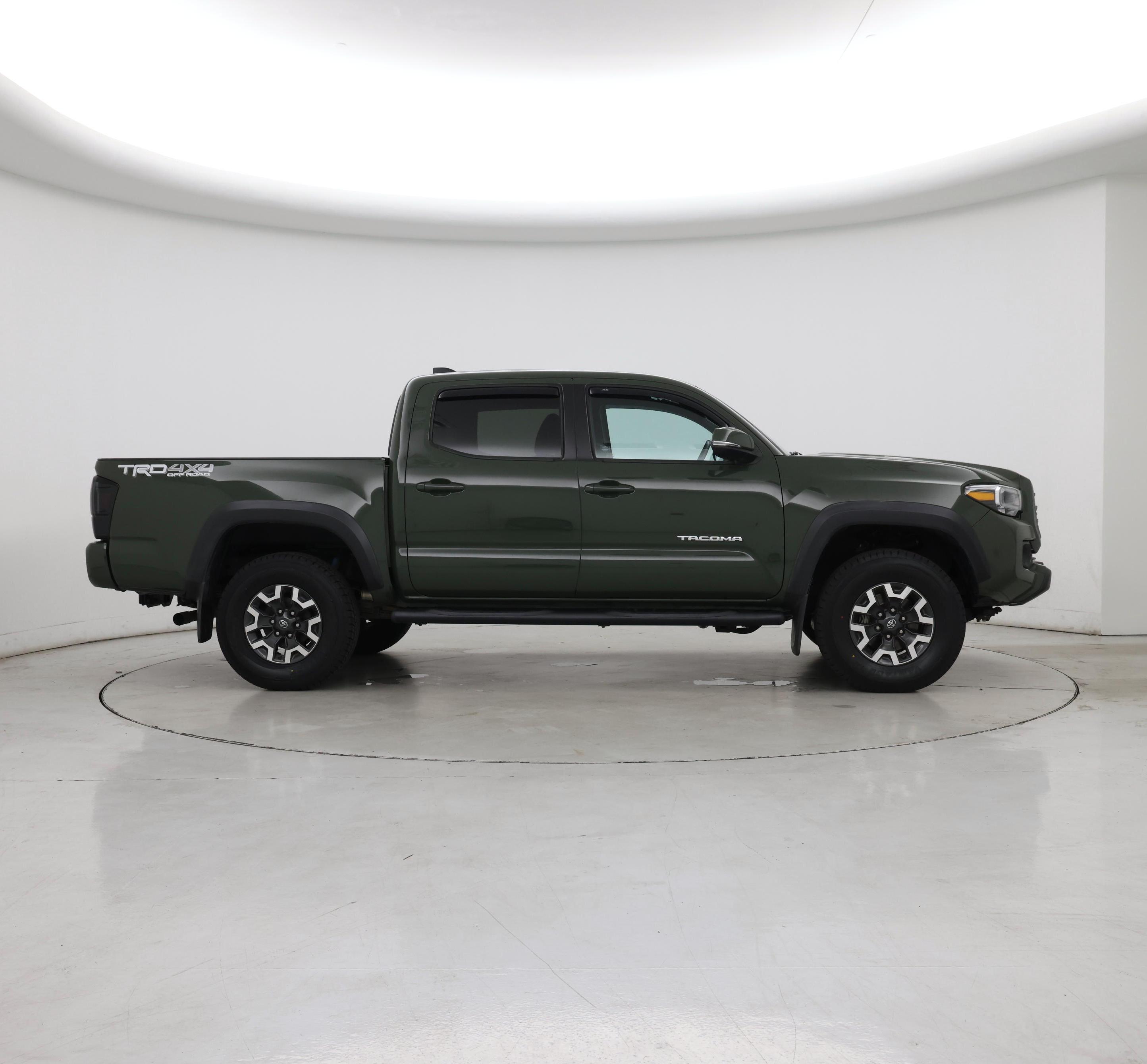Thumbnail: 2021 Toyota Tacoma - 7