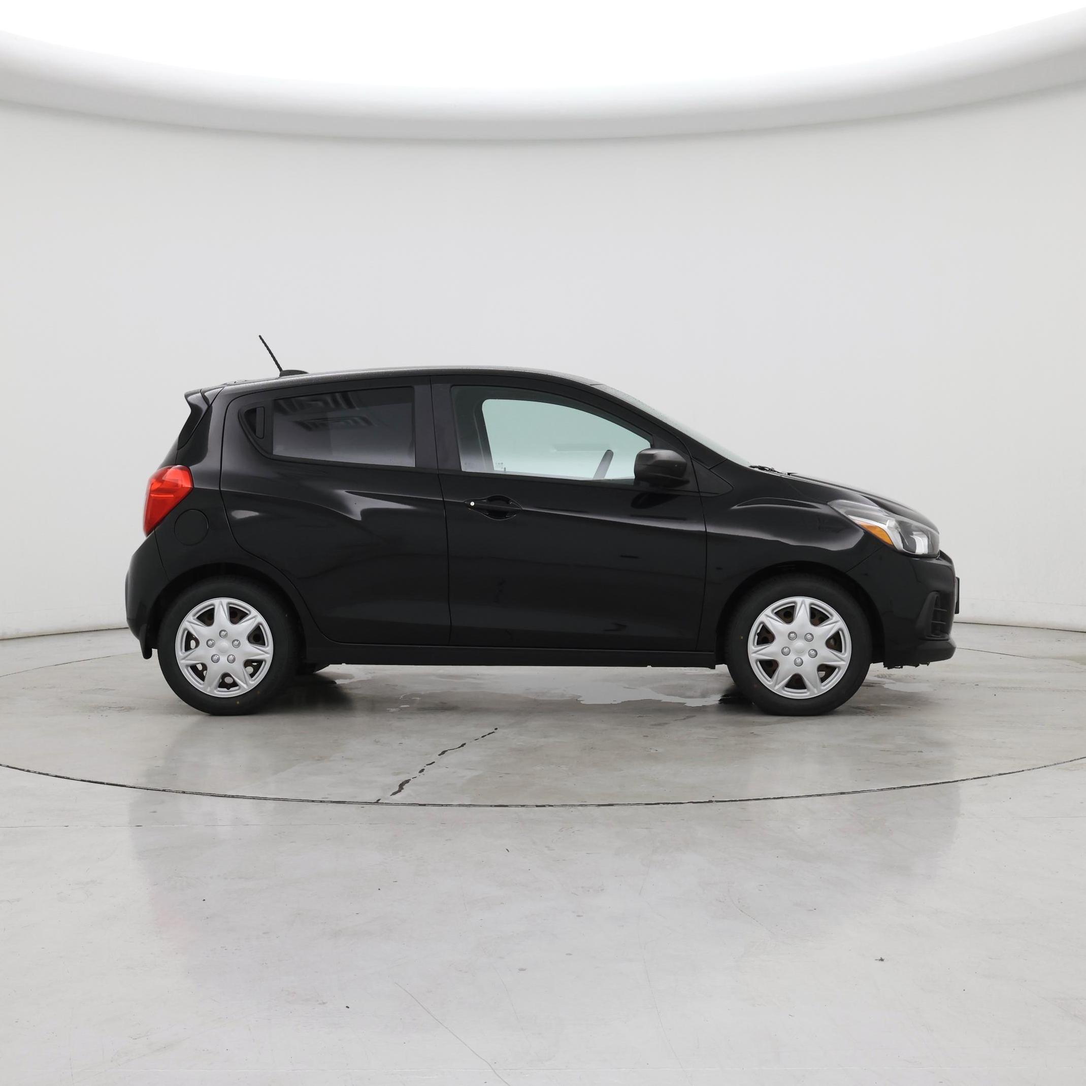 Thumbnail: 2017 Chevrolet Spark - 7