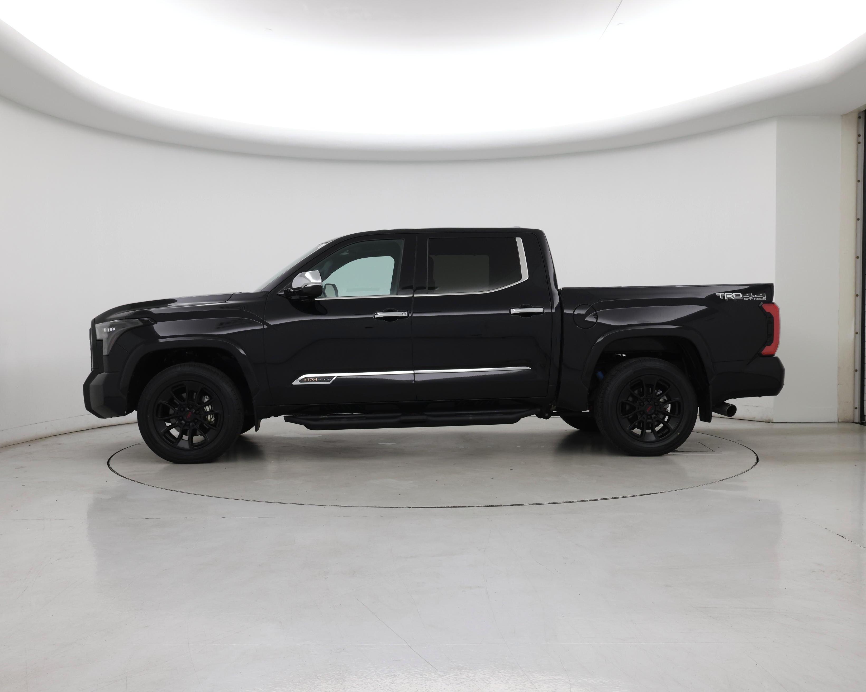 Thumbnail: 2023 Toyota Tundra - 3
