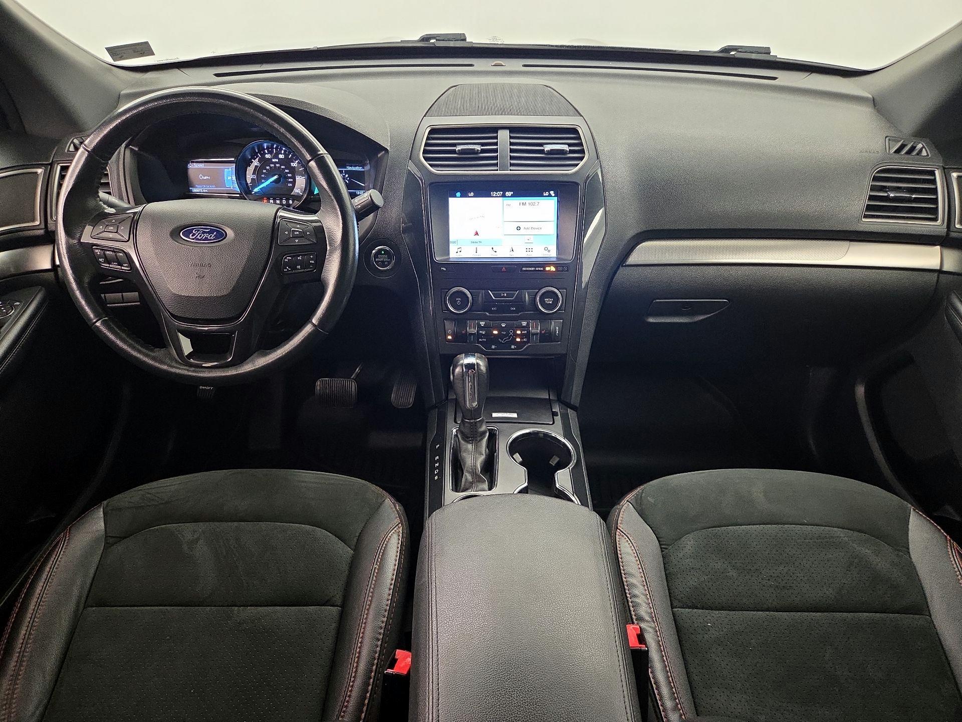 Thumbnail: 2019 Ford Explorer - 9