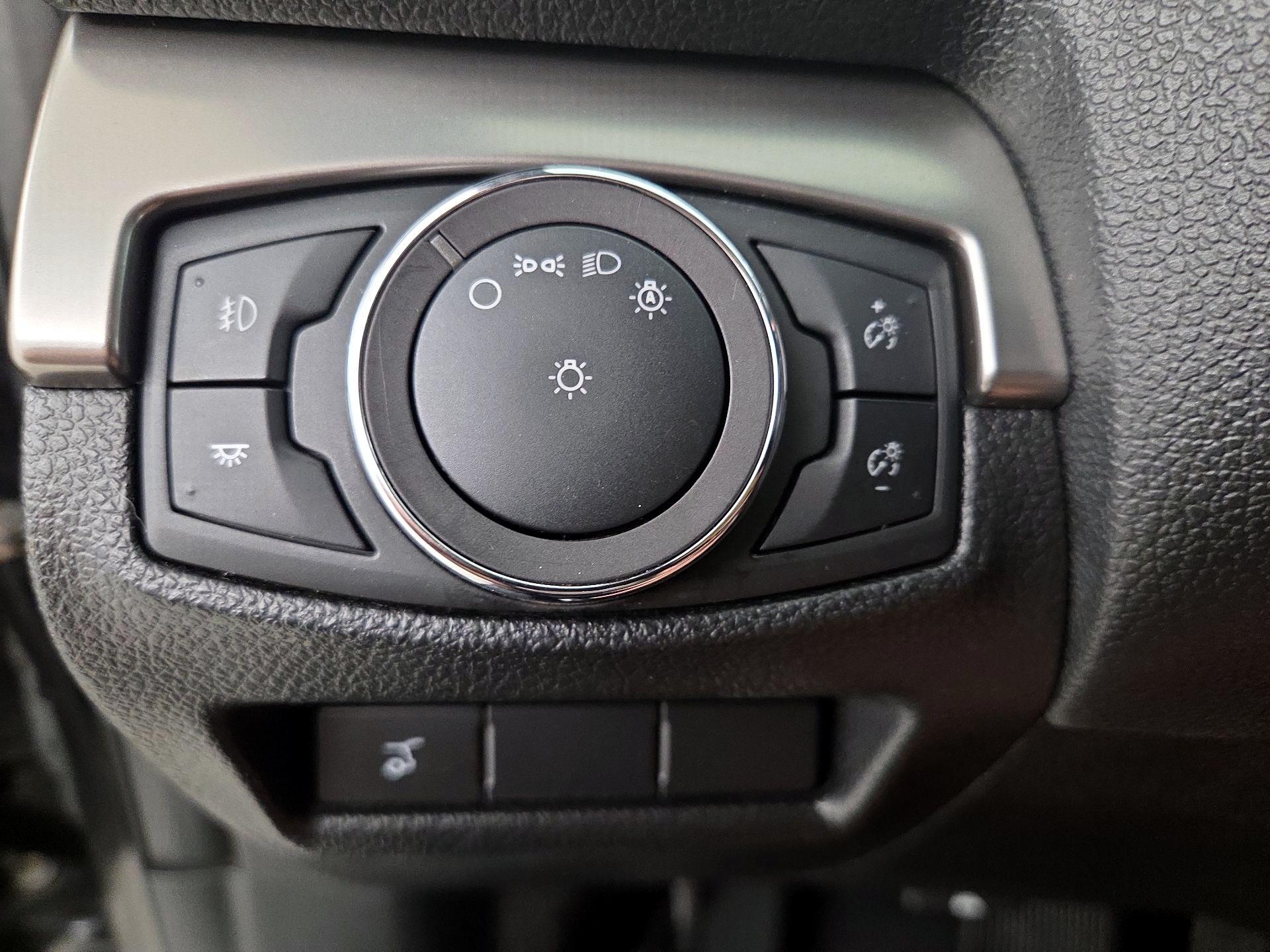 Thumbnail: 2019 Ford Explorer - 13