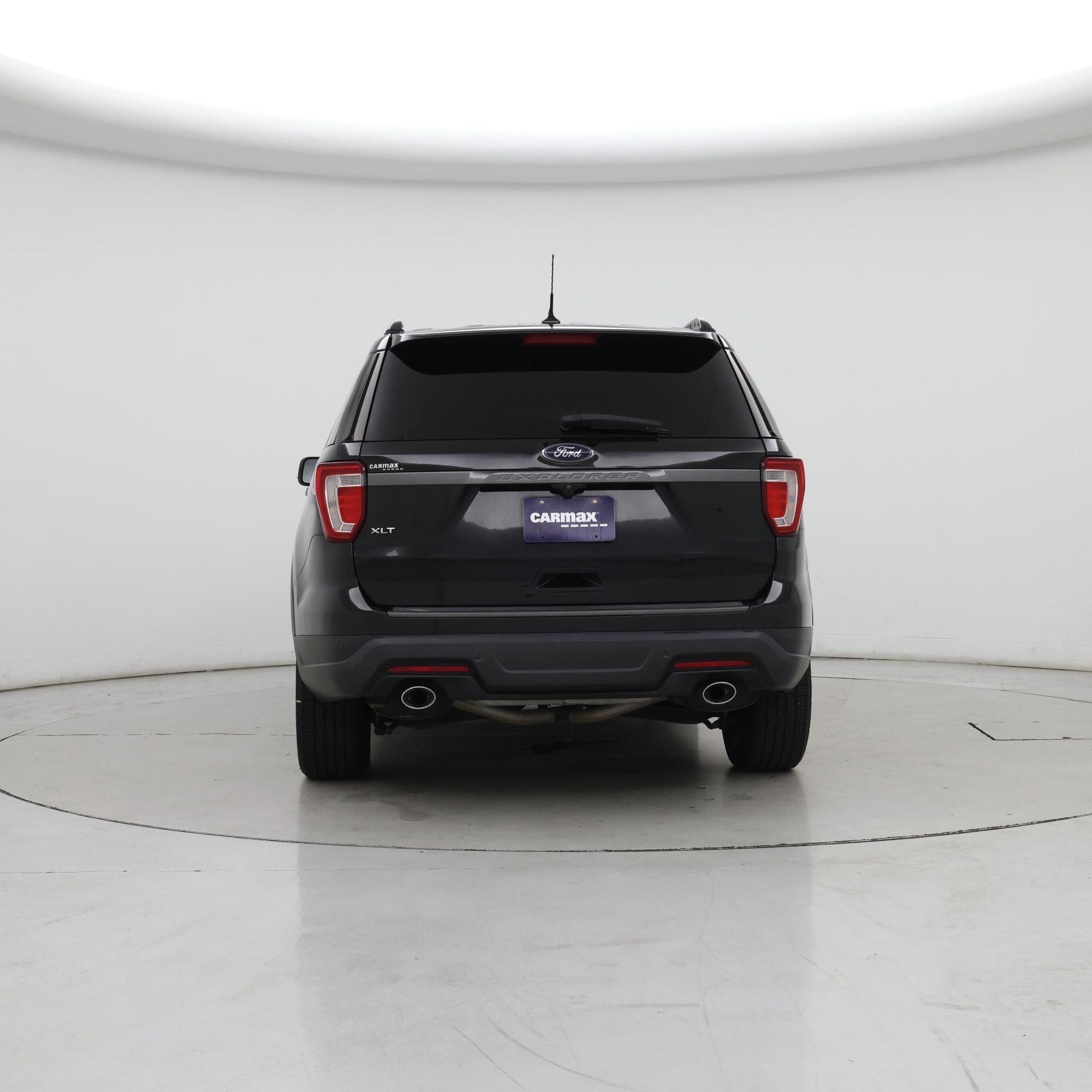 Thumbnail: 2019 Ford Explorer - 6
