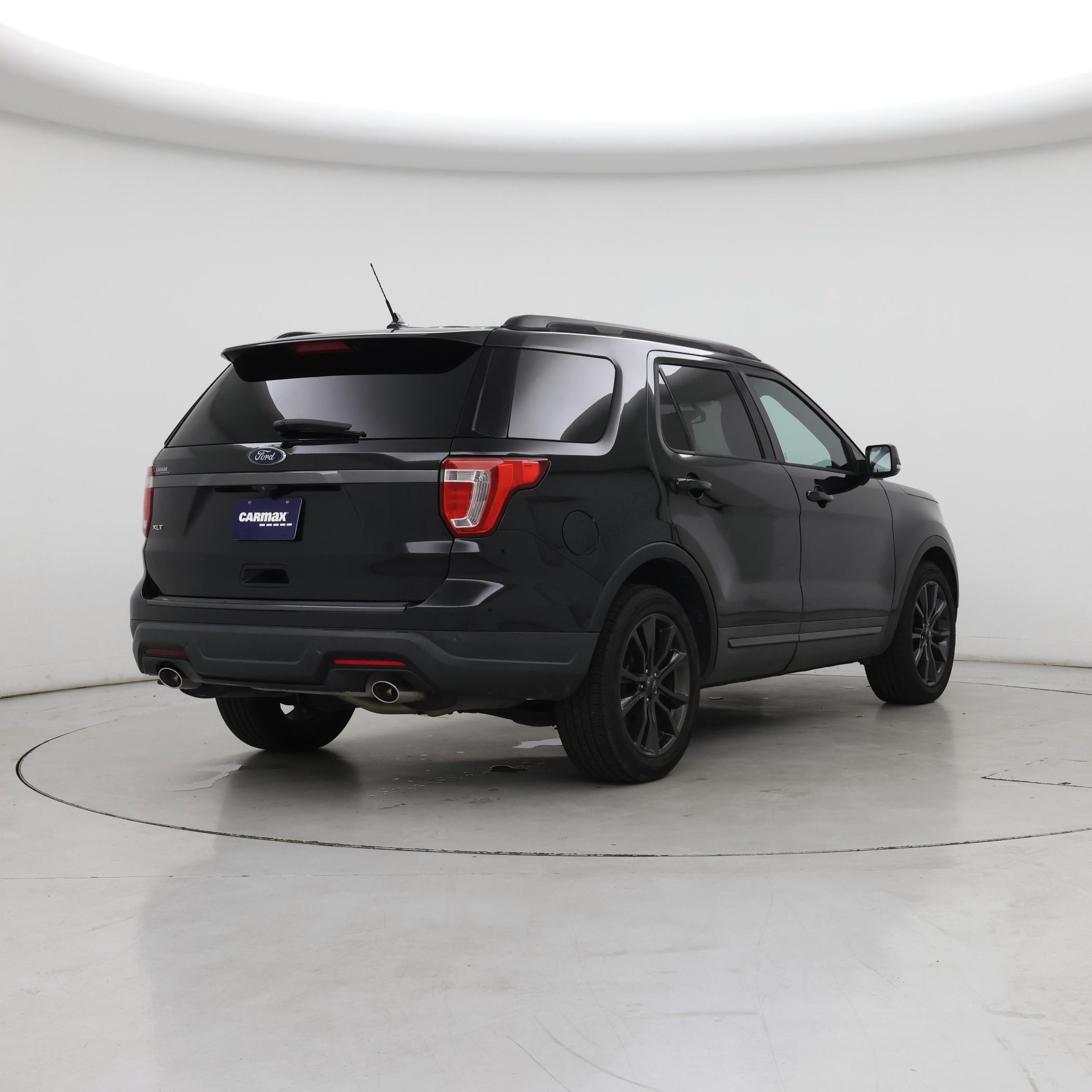 Thumbnail: 2019 Ford Explorer - 8