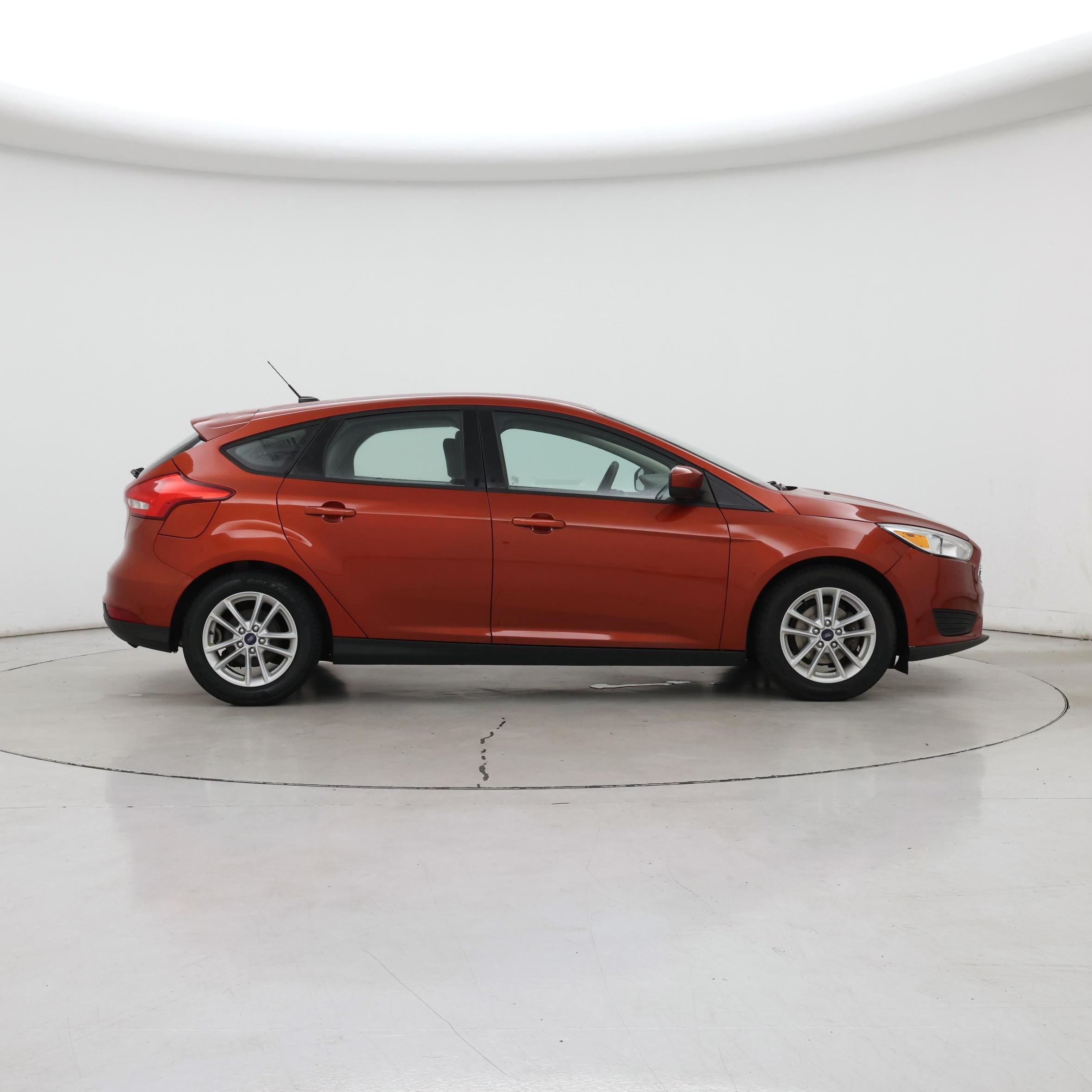 Thumbnail: 2018 Ford Focus - 7