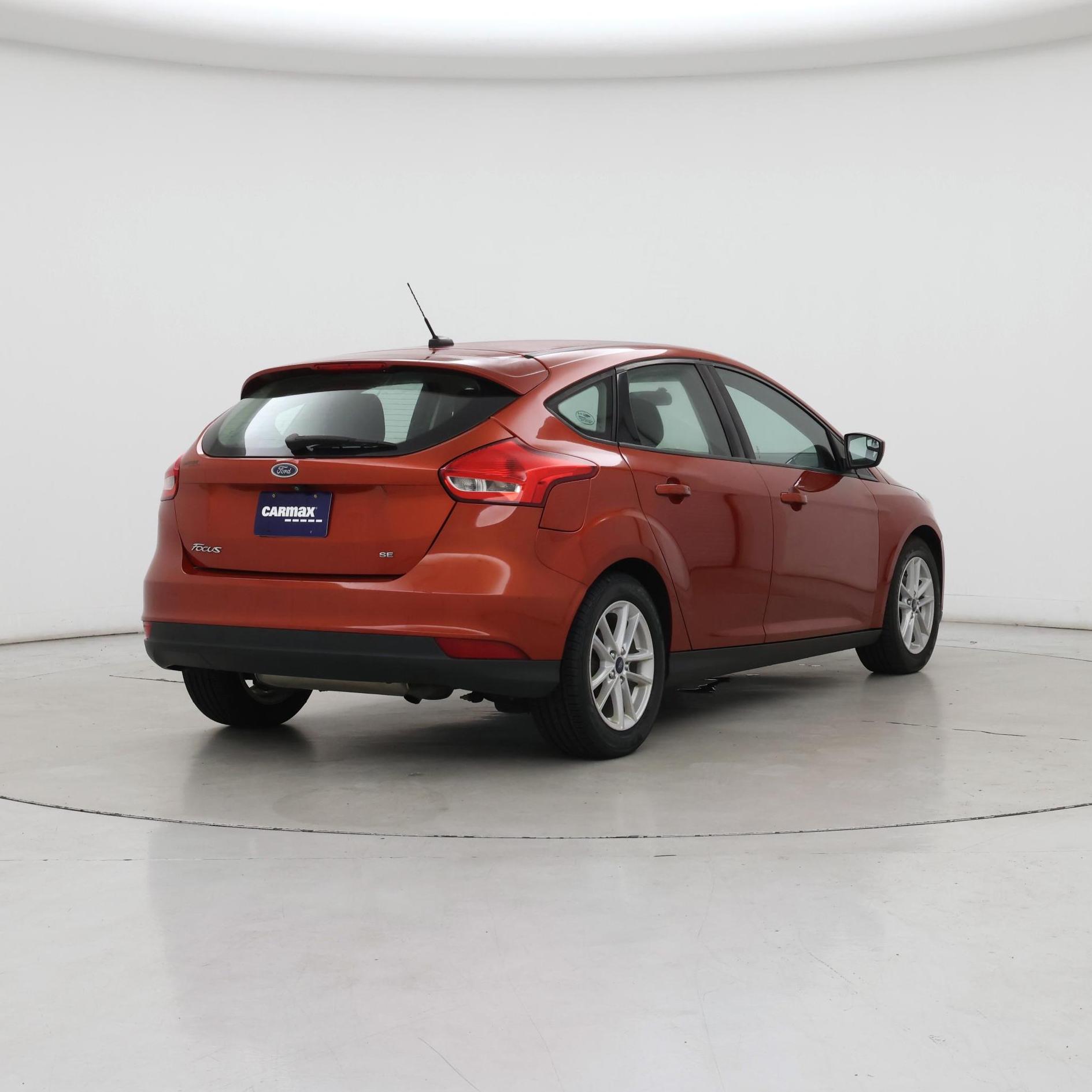 Thumbnail: 2018 Ford Focus - 8