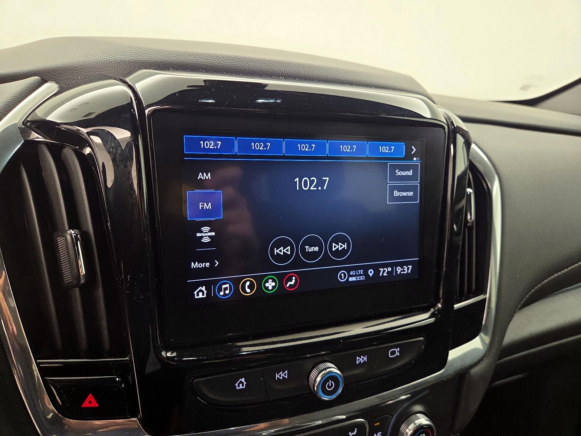 Thumbnail: 2022 Chevrolet Traverse - 15