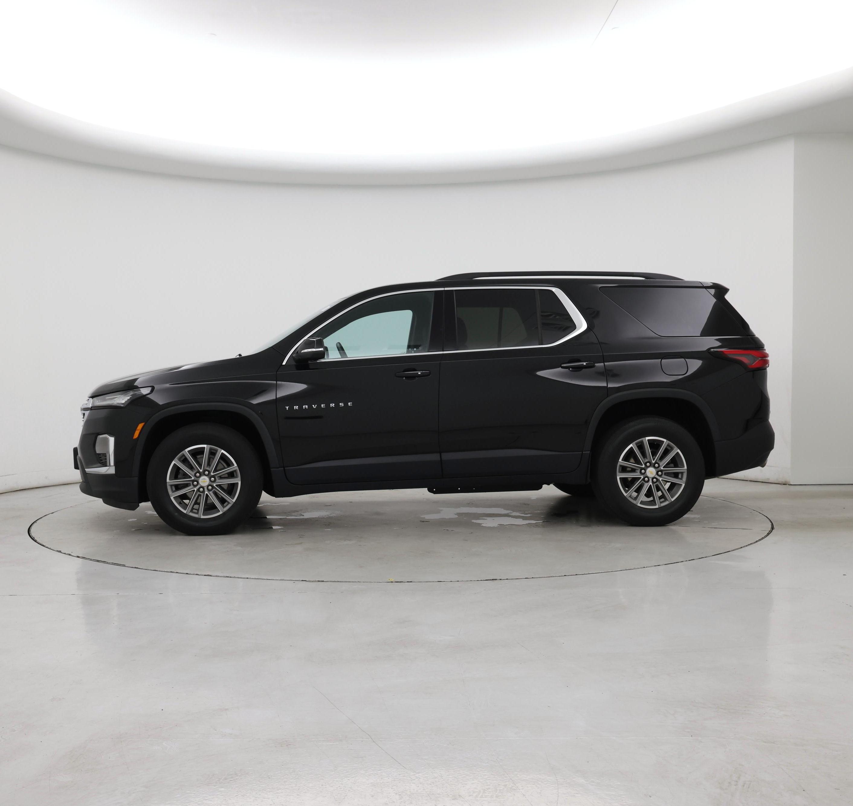 Thumbnail: 2022 Chevrolet Traverse - 3