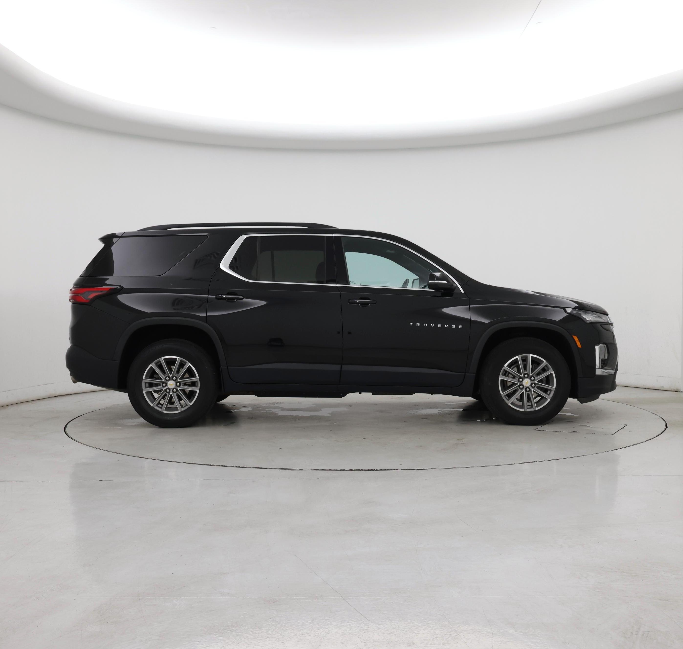 Thumbnail: 2022 Chevrolet Traverse - 7
