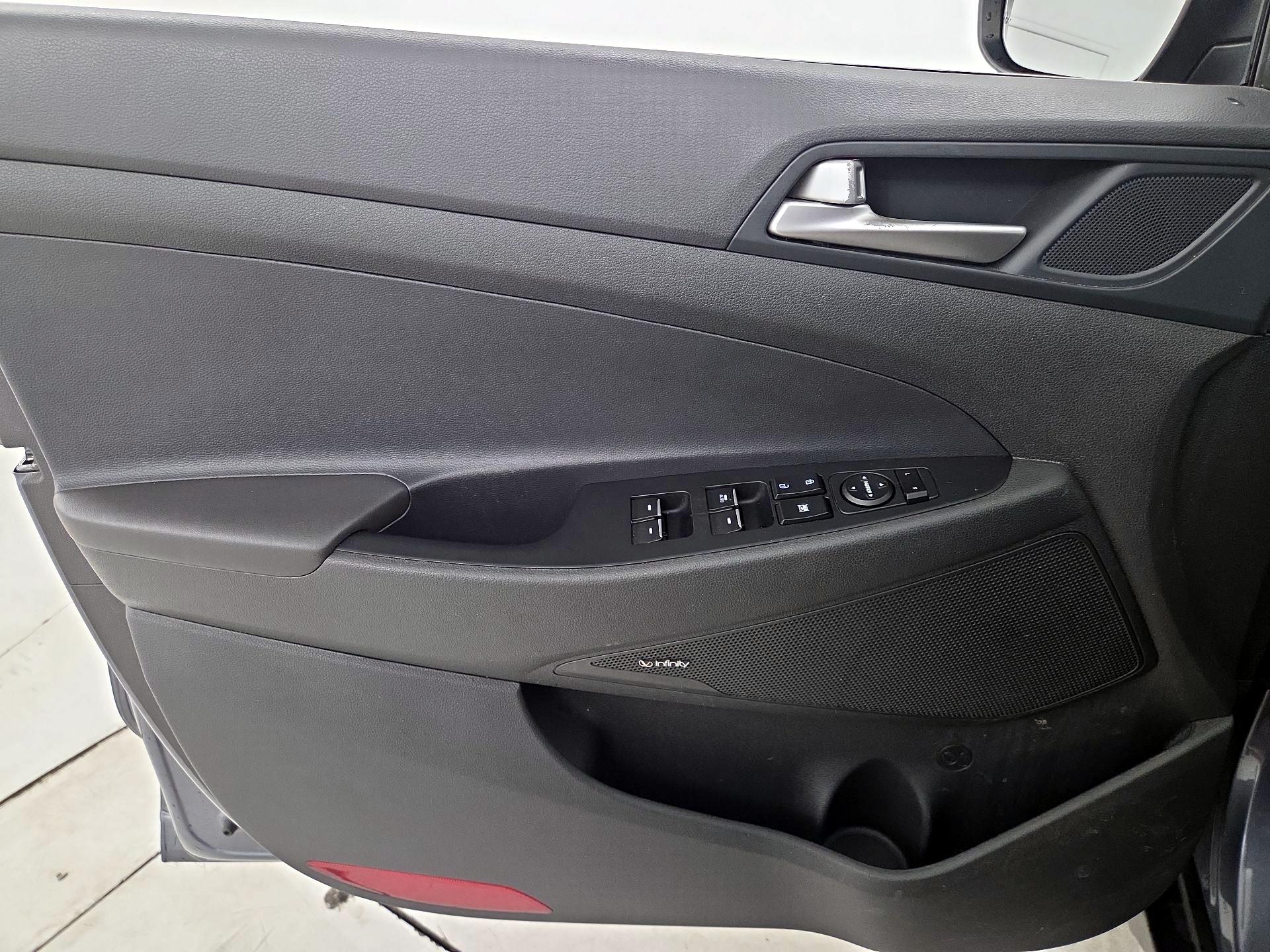 Thumbnail: 2021 Hyundai Tucson - 12