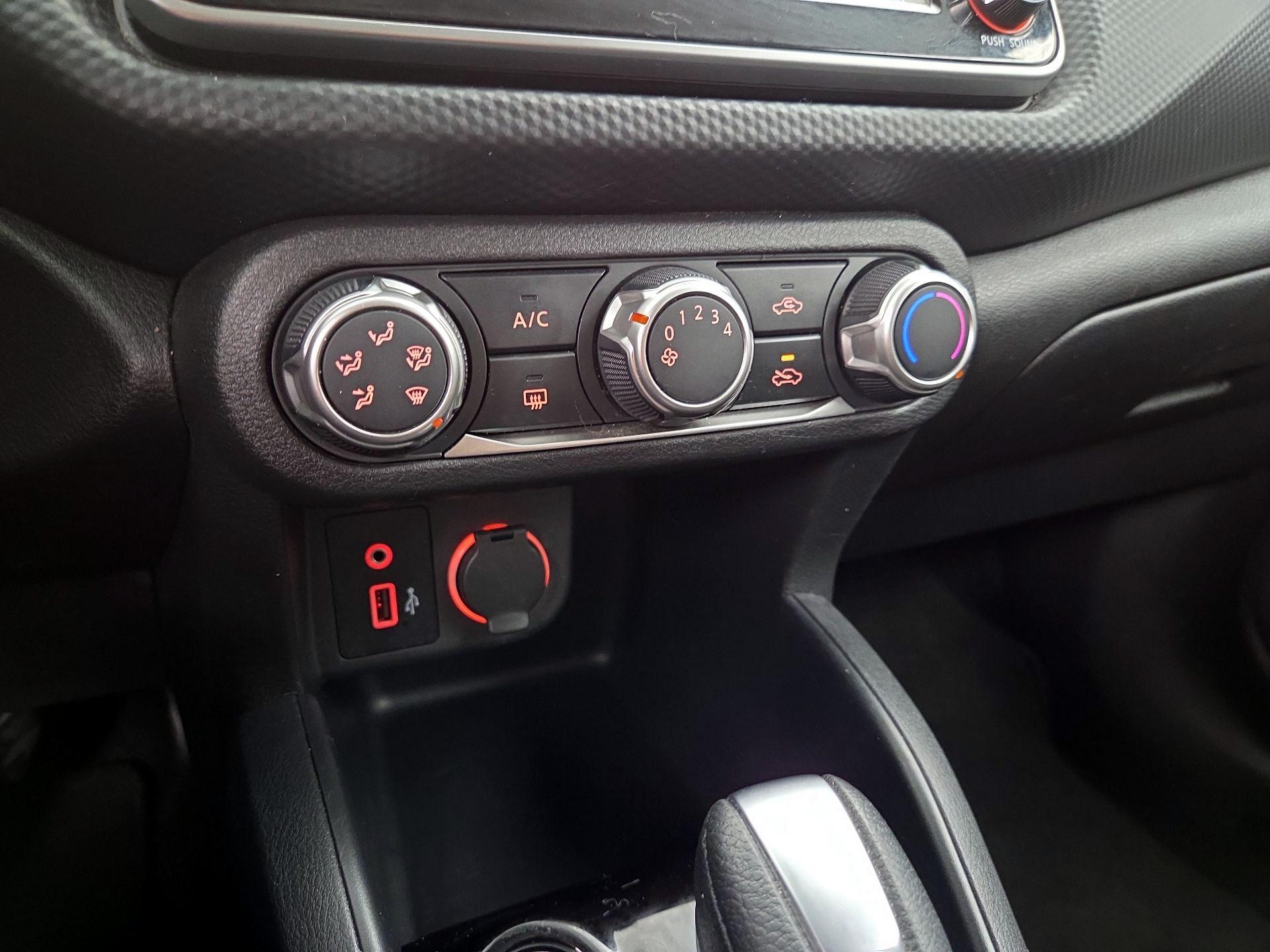 Thumbnail: 2021 Nissan Kicks - 16