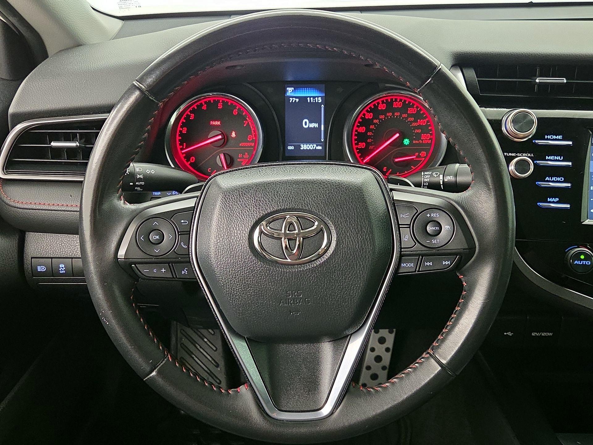 Thumbnail: 2020 Toyota Camry - 10