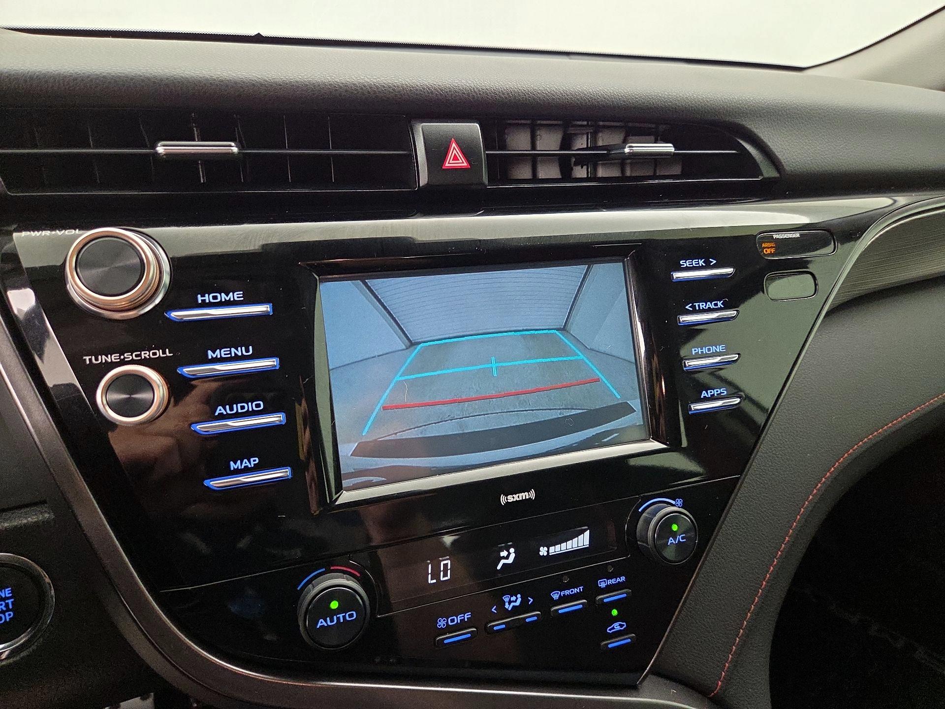 Thumbnail: 2020 Toyota Camry - 14