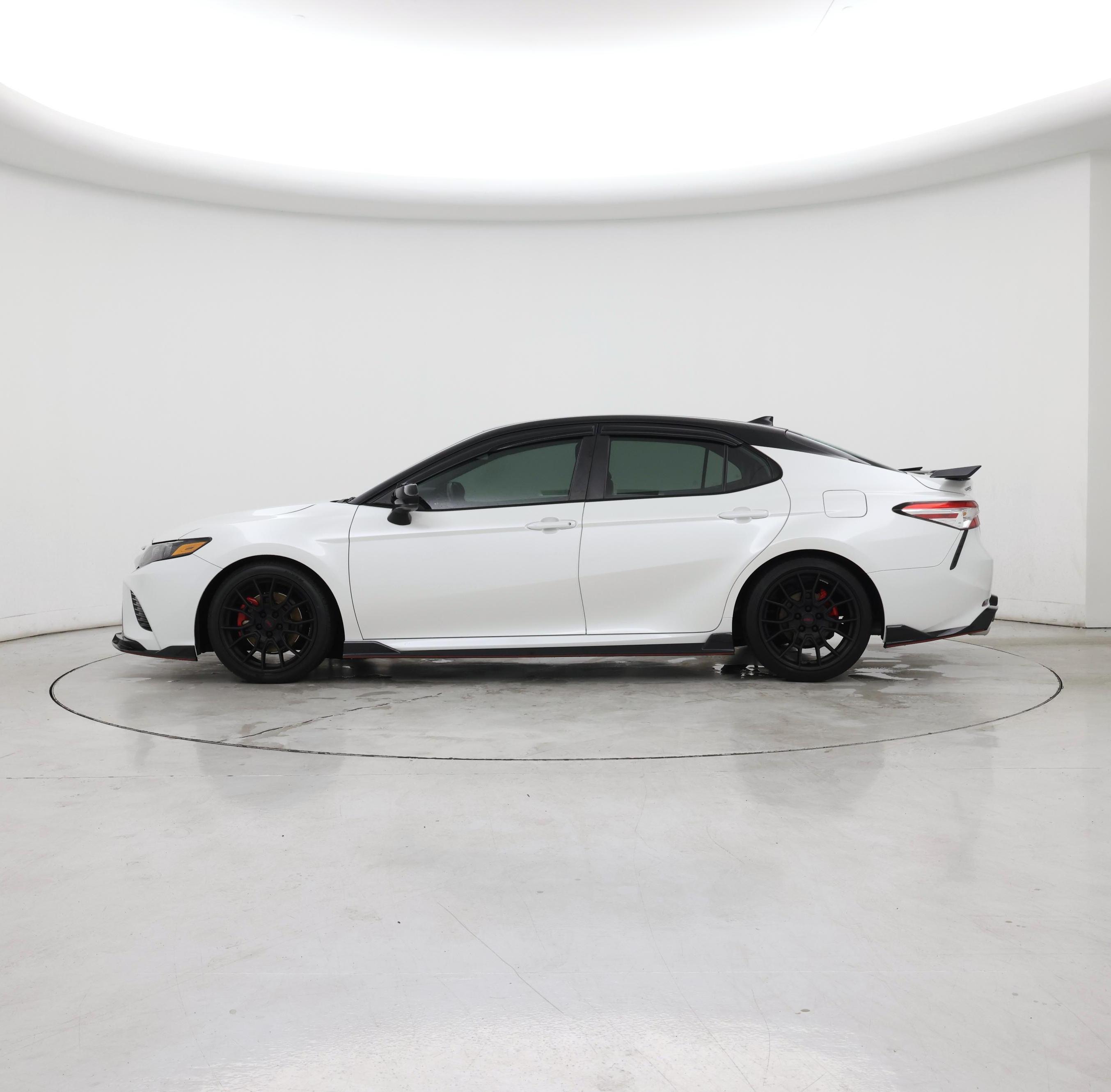 Thumbnail: 2020 Toyota Camry - 3