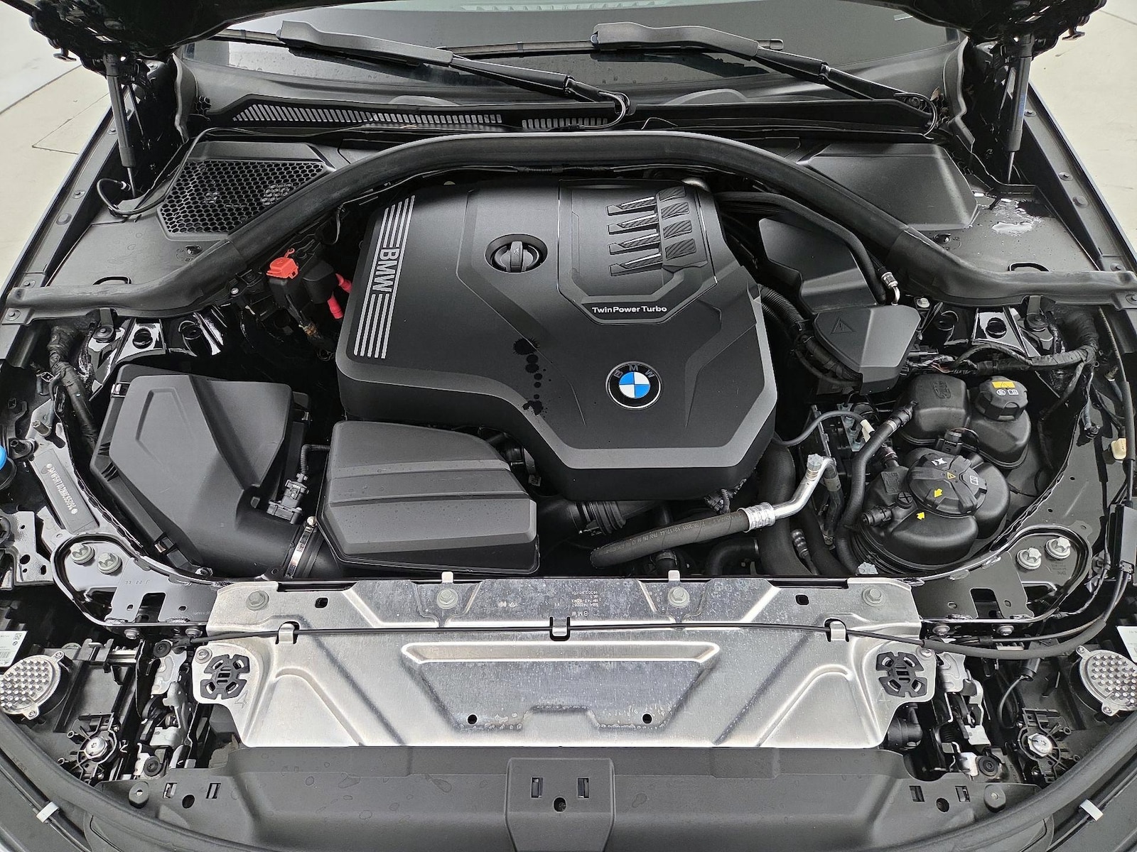 2022 BMW 3 Series 330i - Photo 24