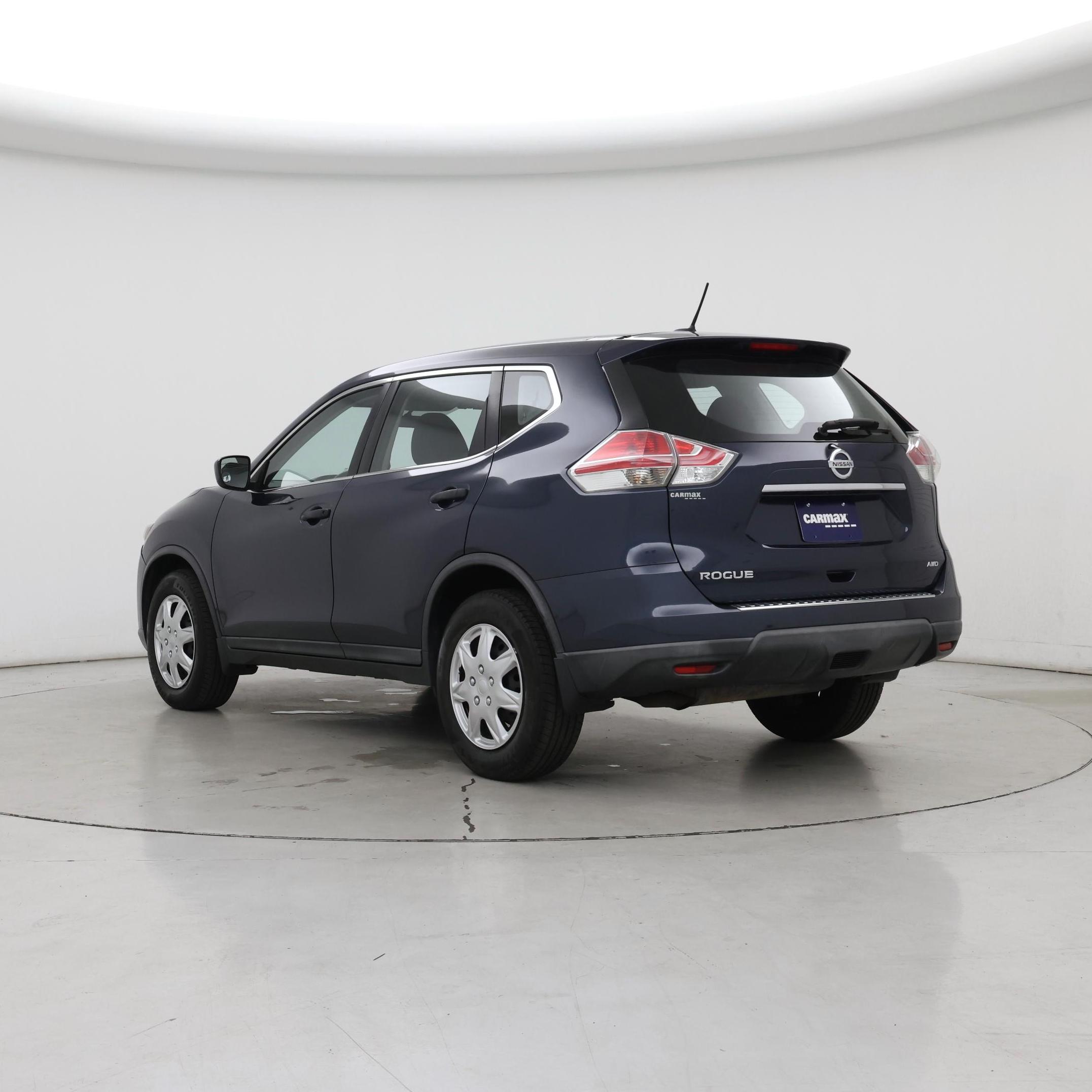 Thumbnail: 2016 Nissan Rogue - 2