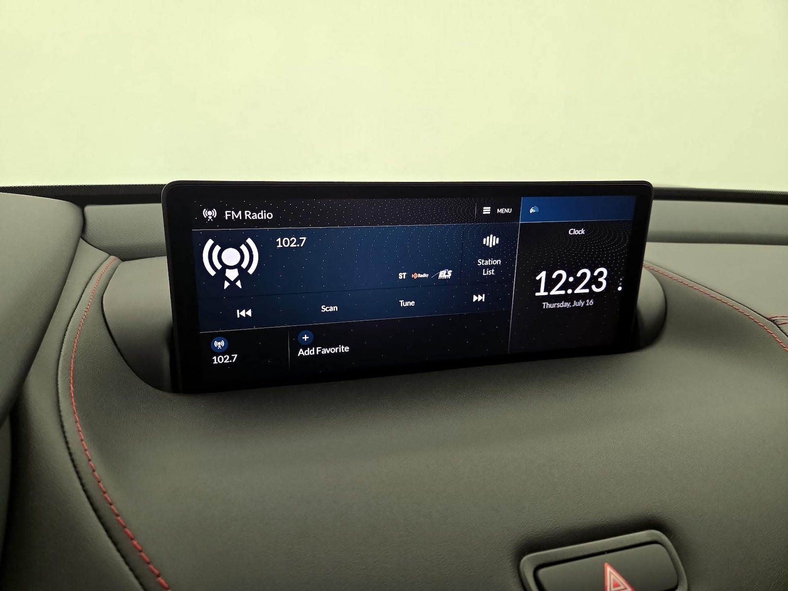 2025 Acura TLX A-SPEC Package - Photo 17