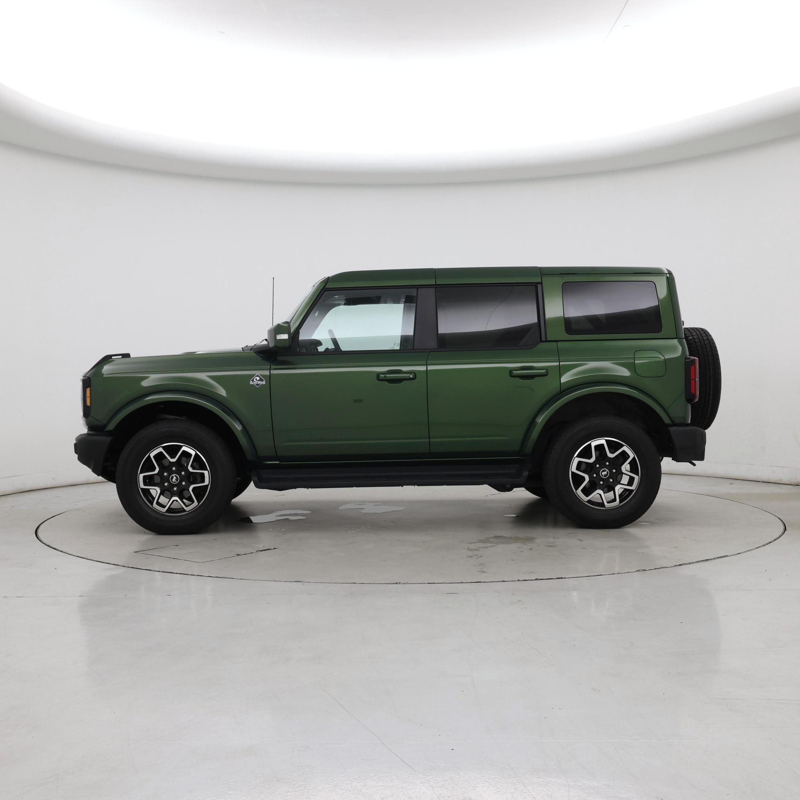 Thumbnail: 2025 Ford Bronco - 3