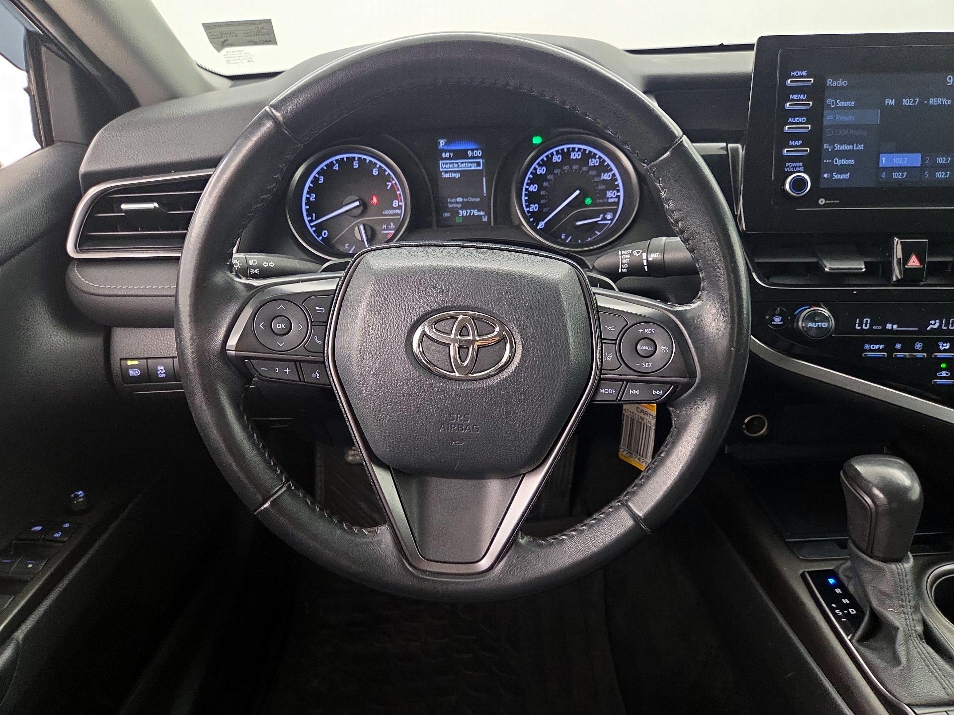 Thumbnail: 2022 Toyota Camry - 10