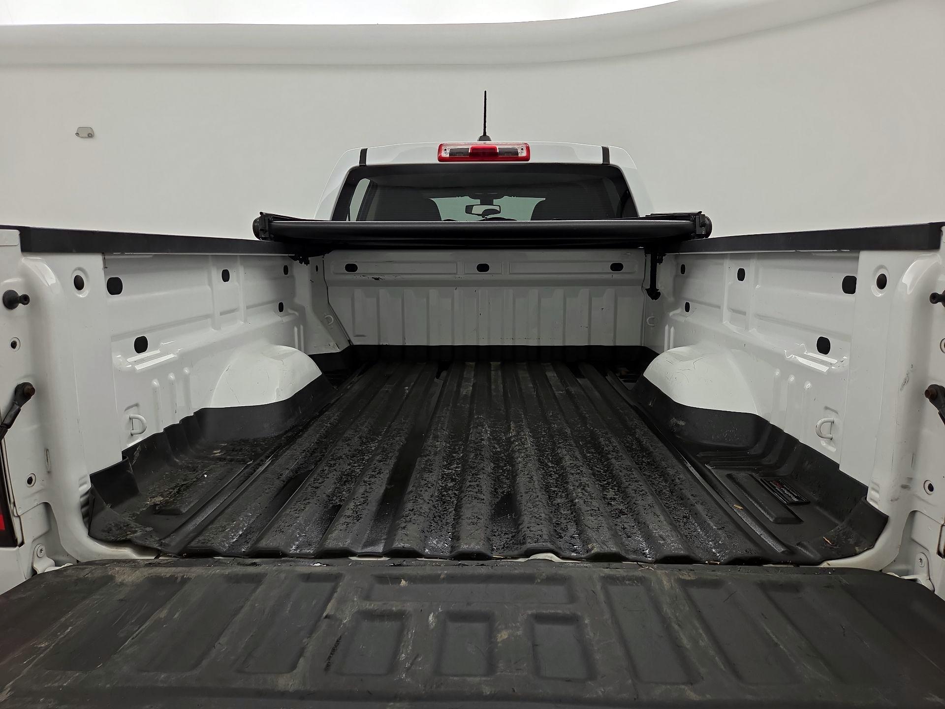 Thumbnail: 2019 Chevrolet Colorado - 20