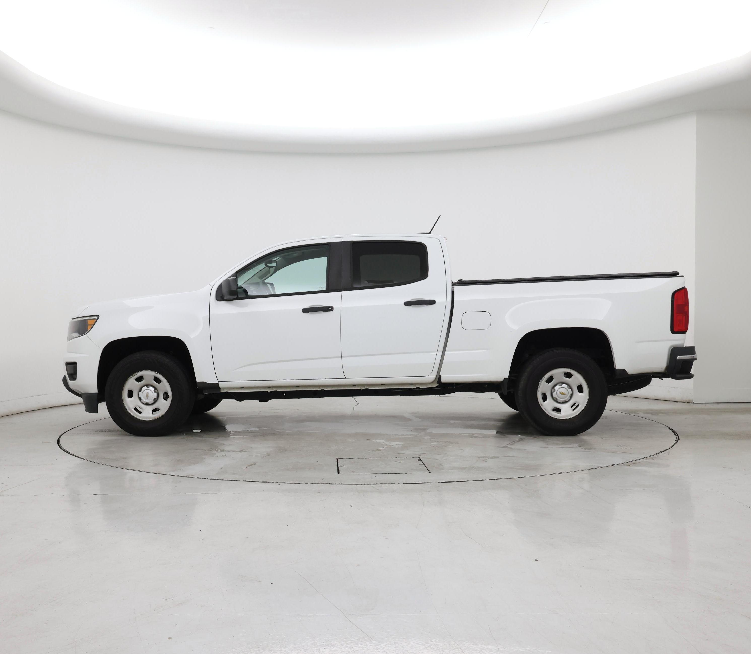 Thumbnail: 2019 Chevrolet Colorado - 3