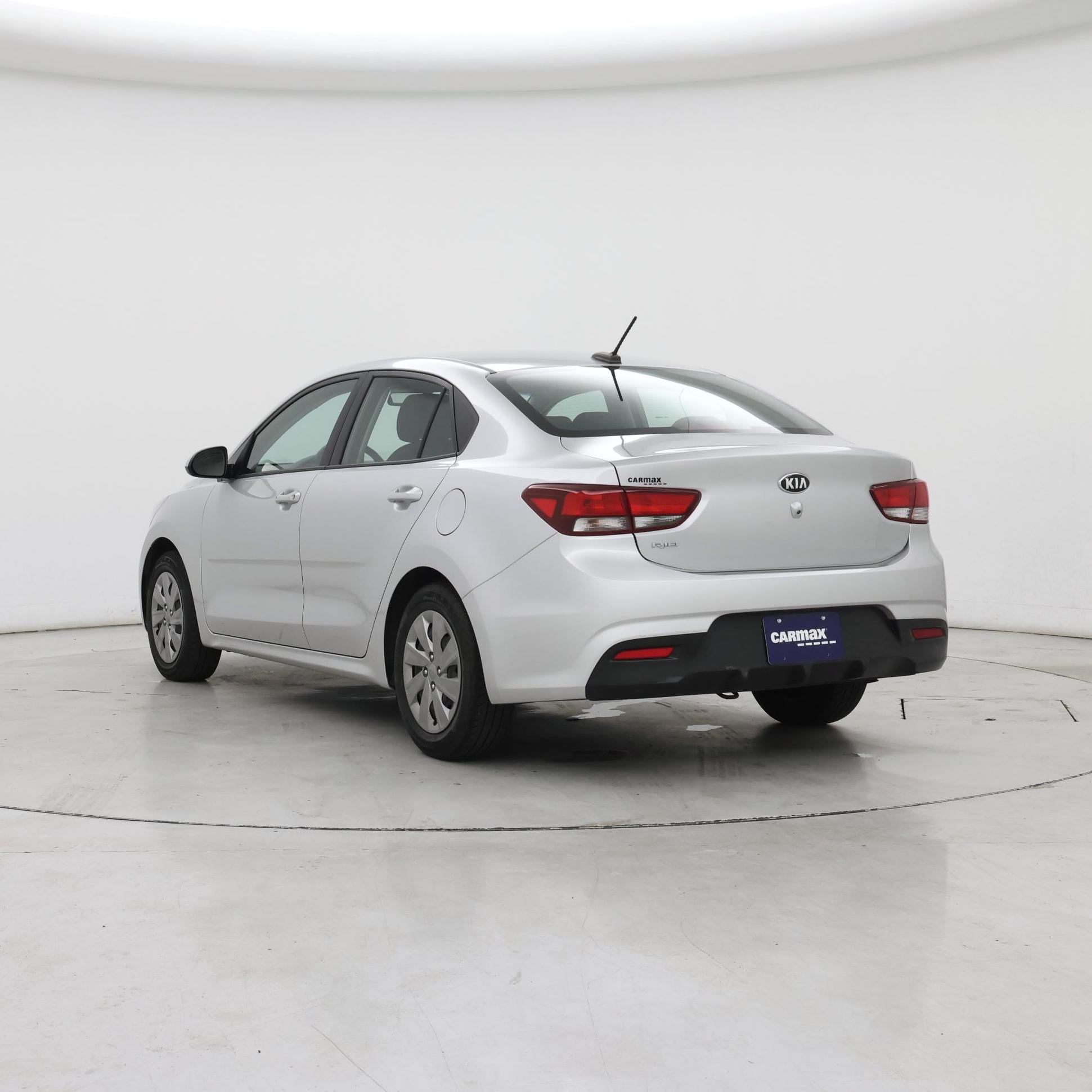 Thumbnail: 2020 Kia Rio - 2