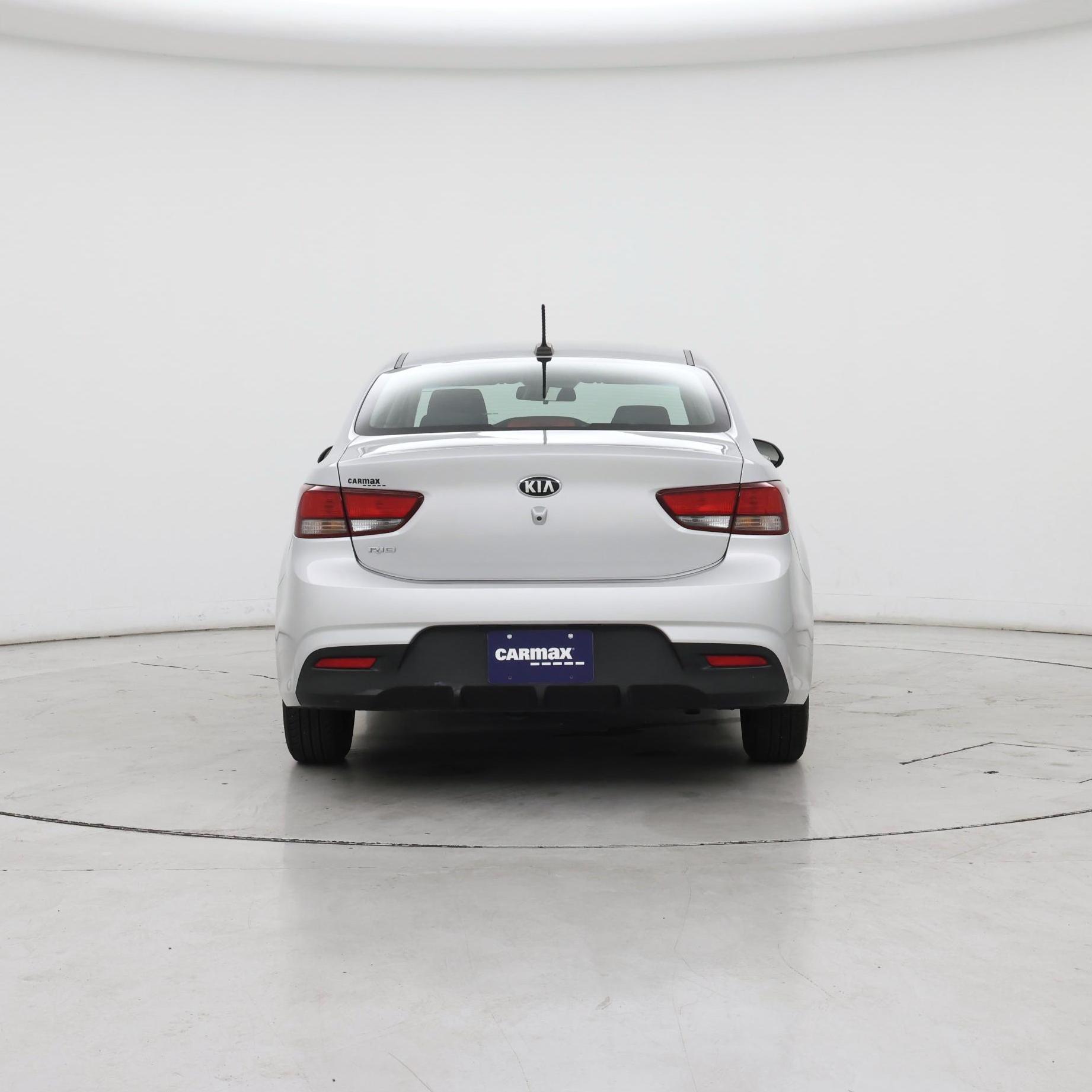 Thumbnail: 2020 Kia Rio - 6