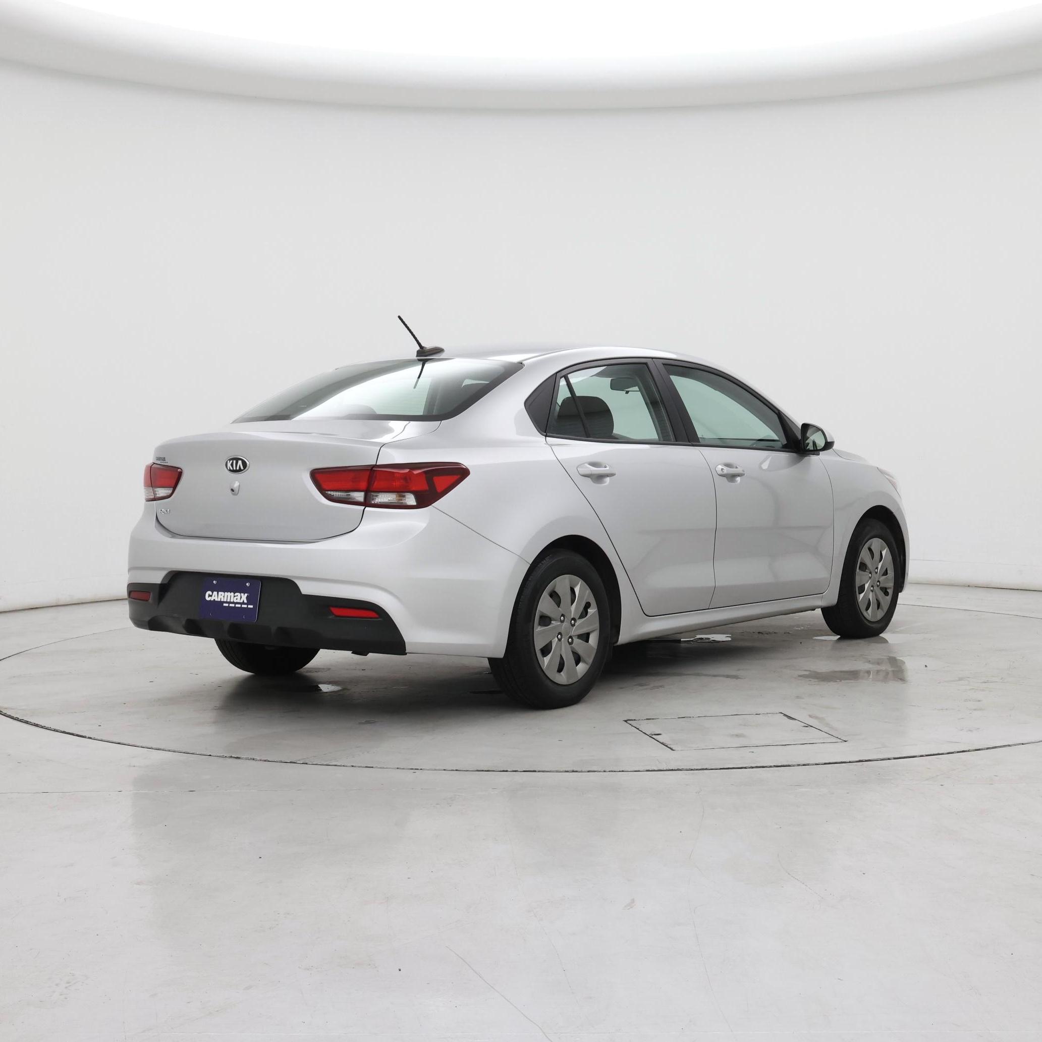 Thumbnail: 2020 Kia Rio - 8