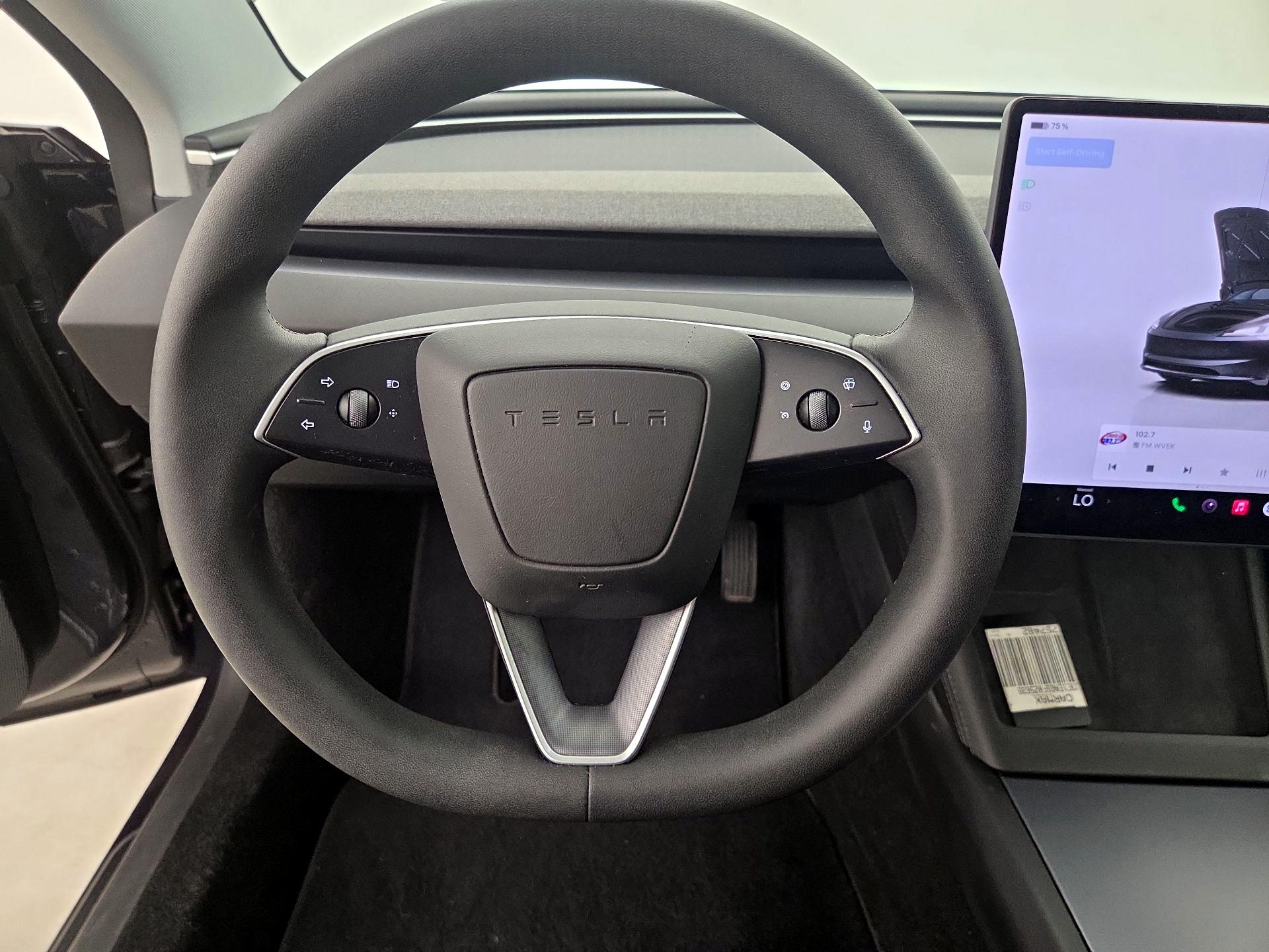Thumbnail: 2025 Tesla Model 3 - 10