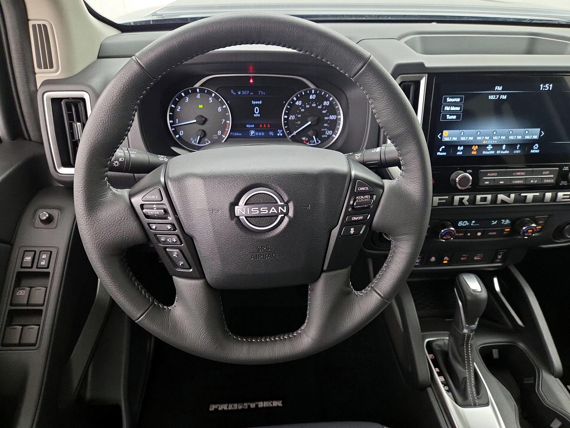 Thumbnail: 2025 Nissan Frontier - 10