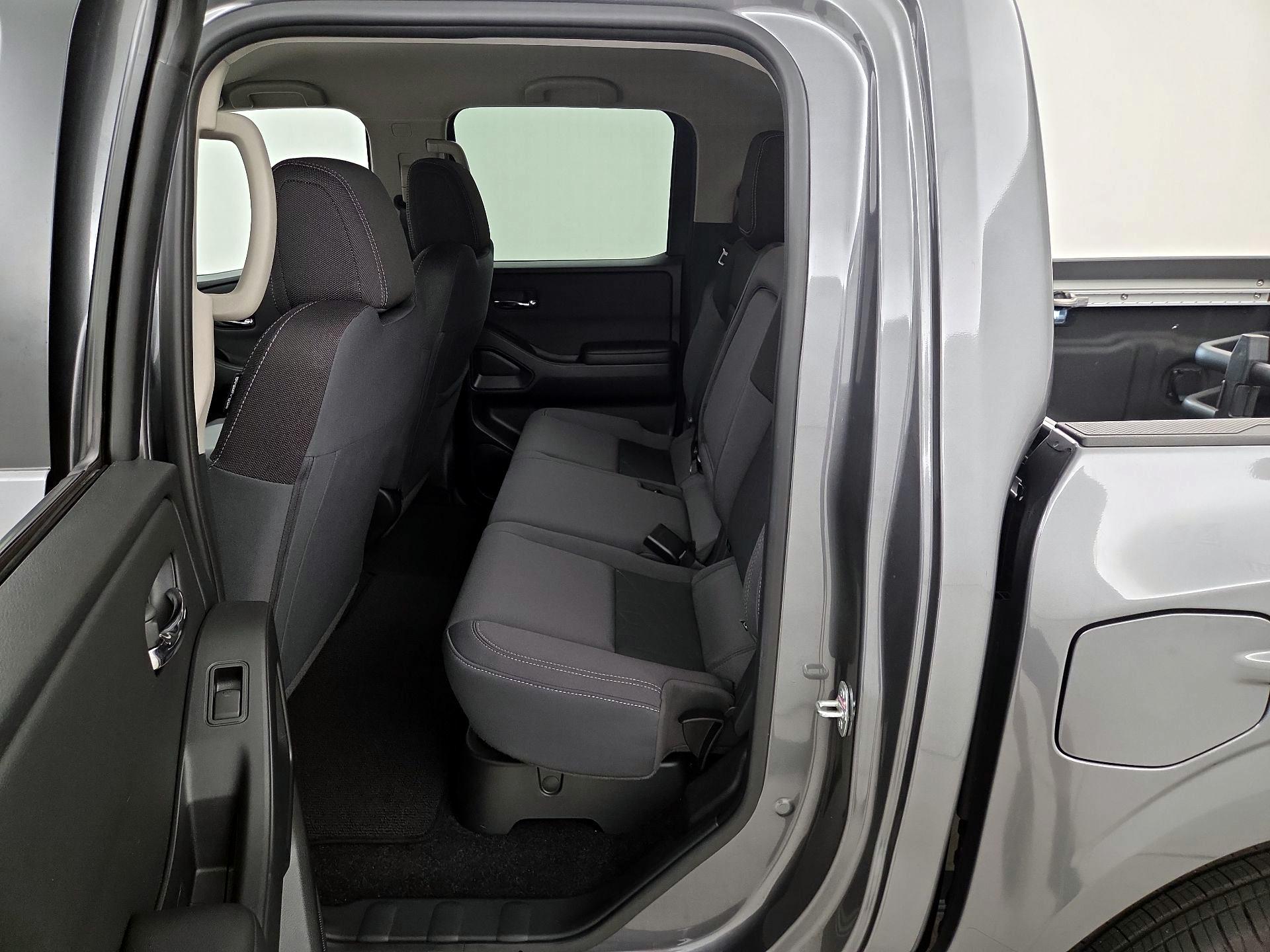Thumbnail: 2025 Nissan Frontier - 19