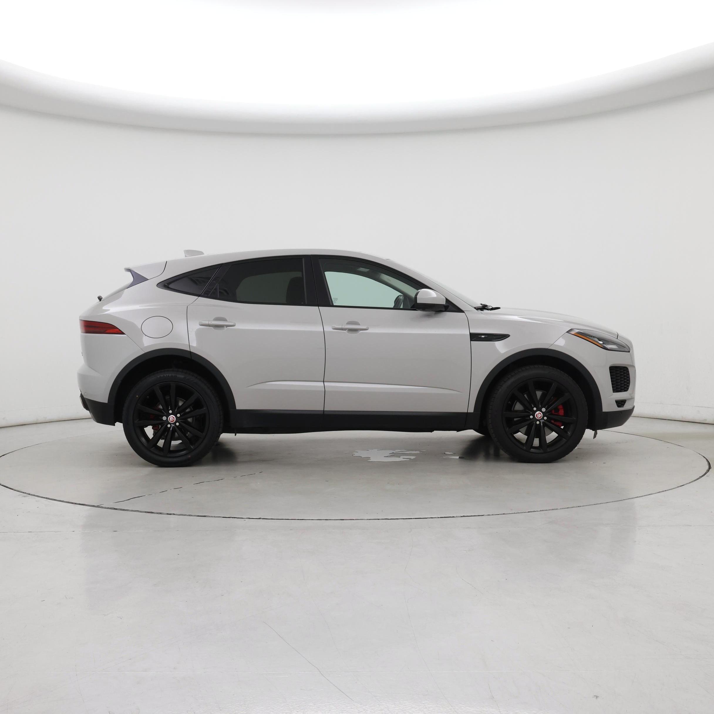 Thumbnail: 2019 Jaguar E-Pace - 7