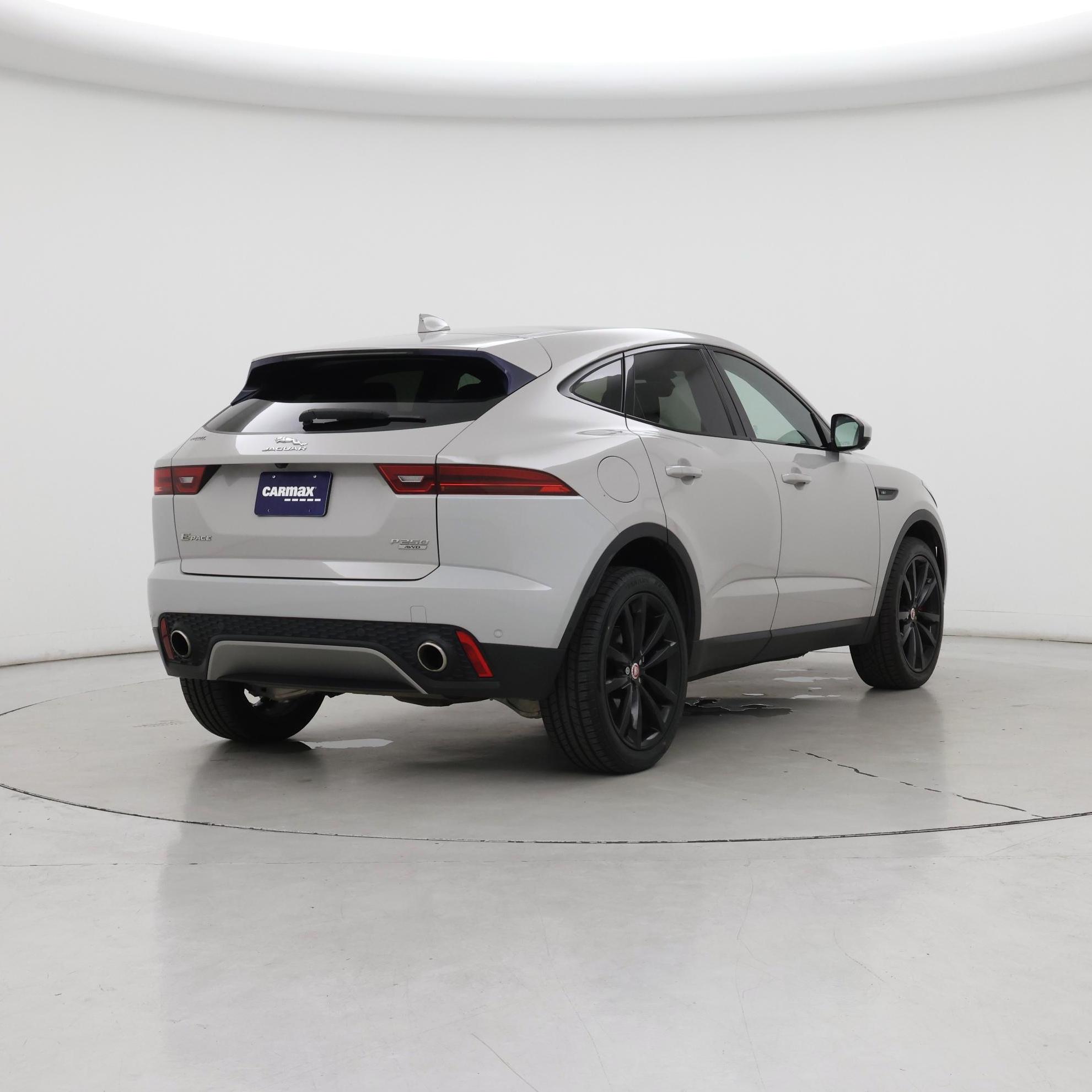 Thumbnail: 2019 Jaguar E-Pace - 8