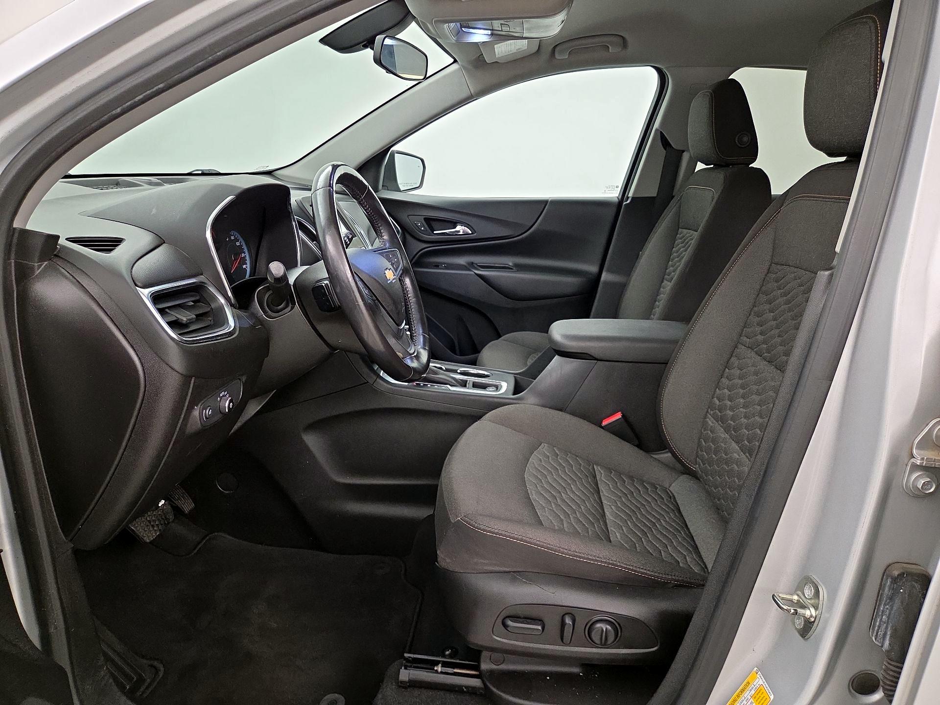 Thumbnail: 2018 Chevrolet Equinox - 11