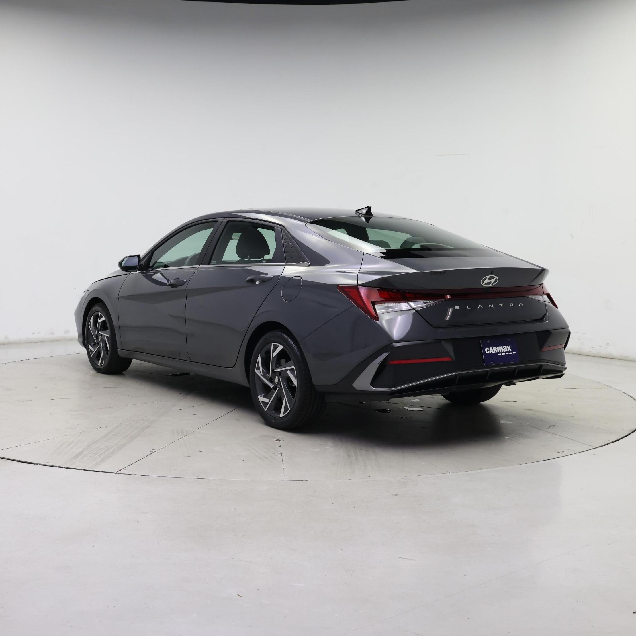Thumbnail: 2024 Hyundai Elantra - 2