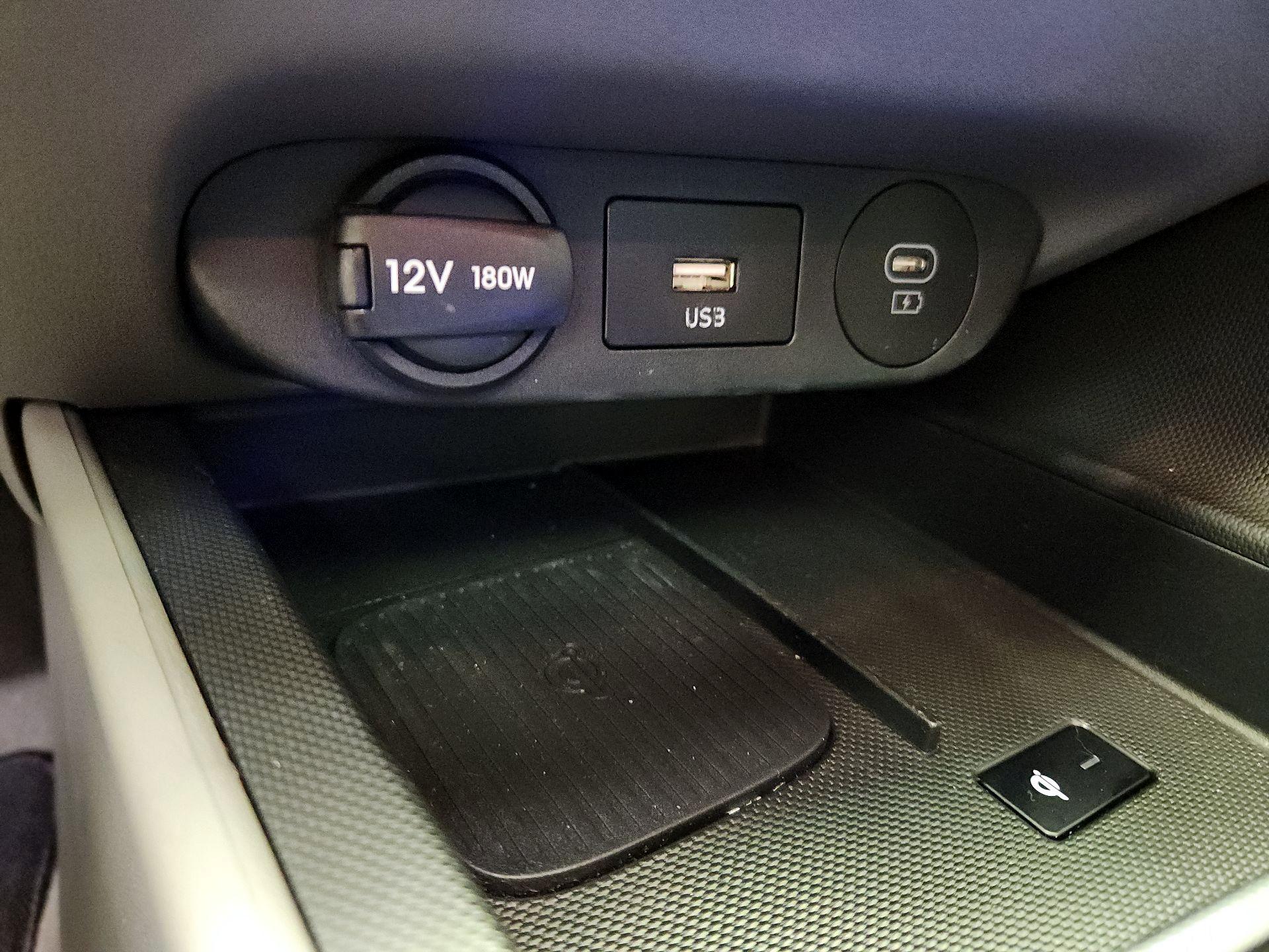 Thumbnail: 2024 Hyundai Elantra - 19
