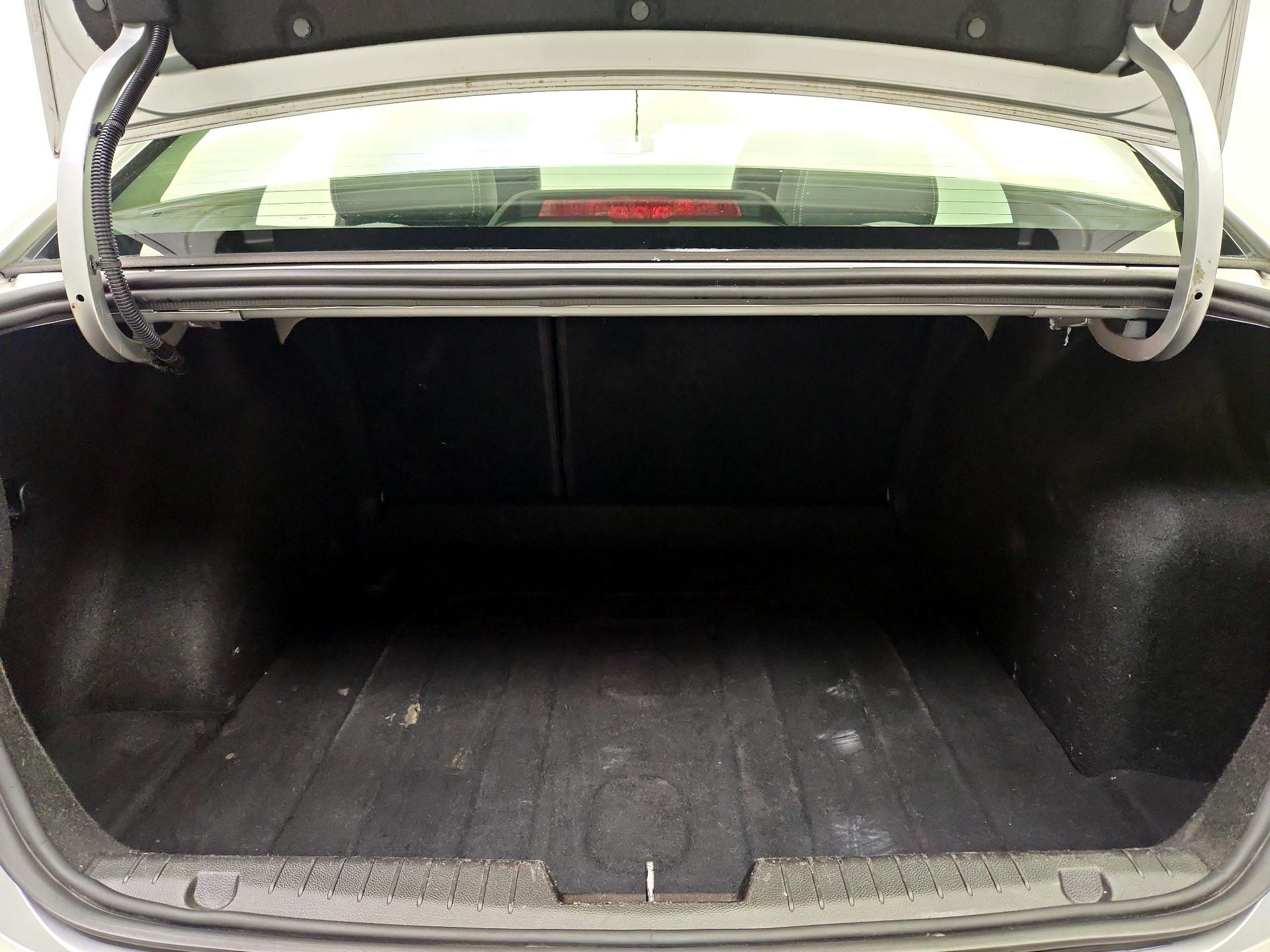 Thumbnail: 2014 Chevrolet Cruze - 19