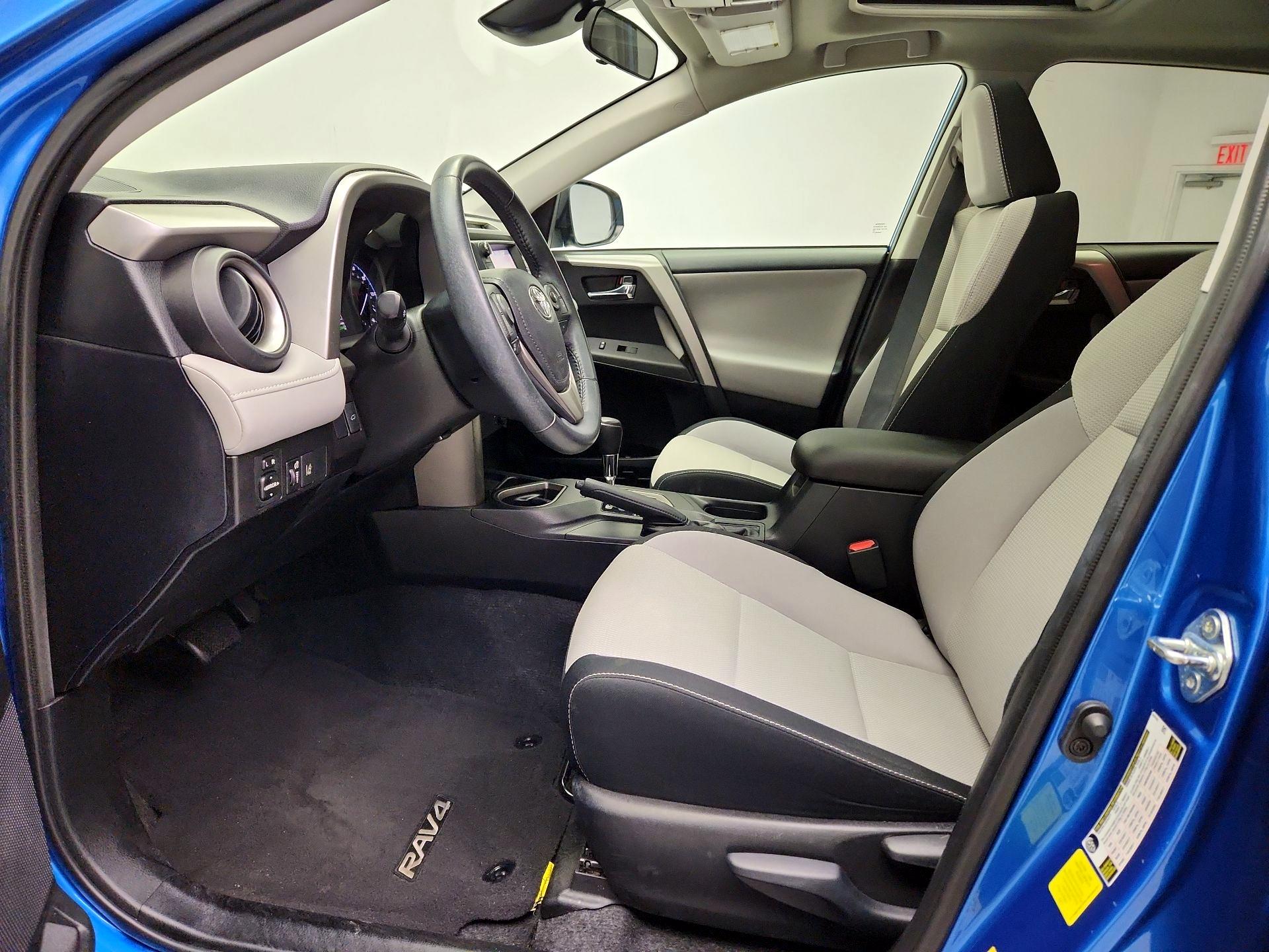 Thumbnail: 2017 Toyota RAV4 - 11