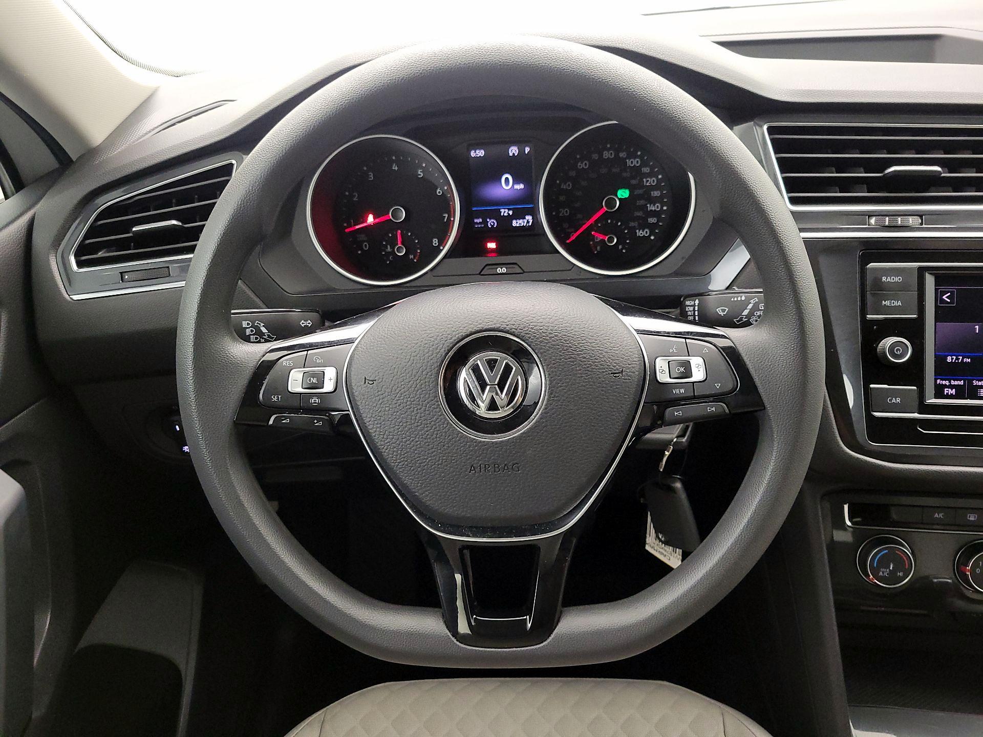 Thumbnail: 2019 Volkswagen Tiguan - 10