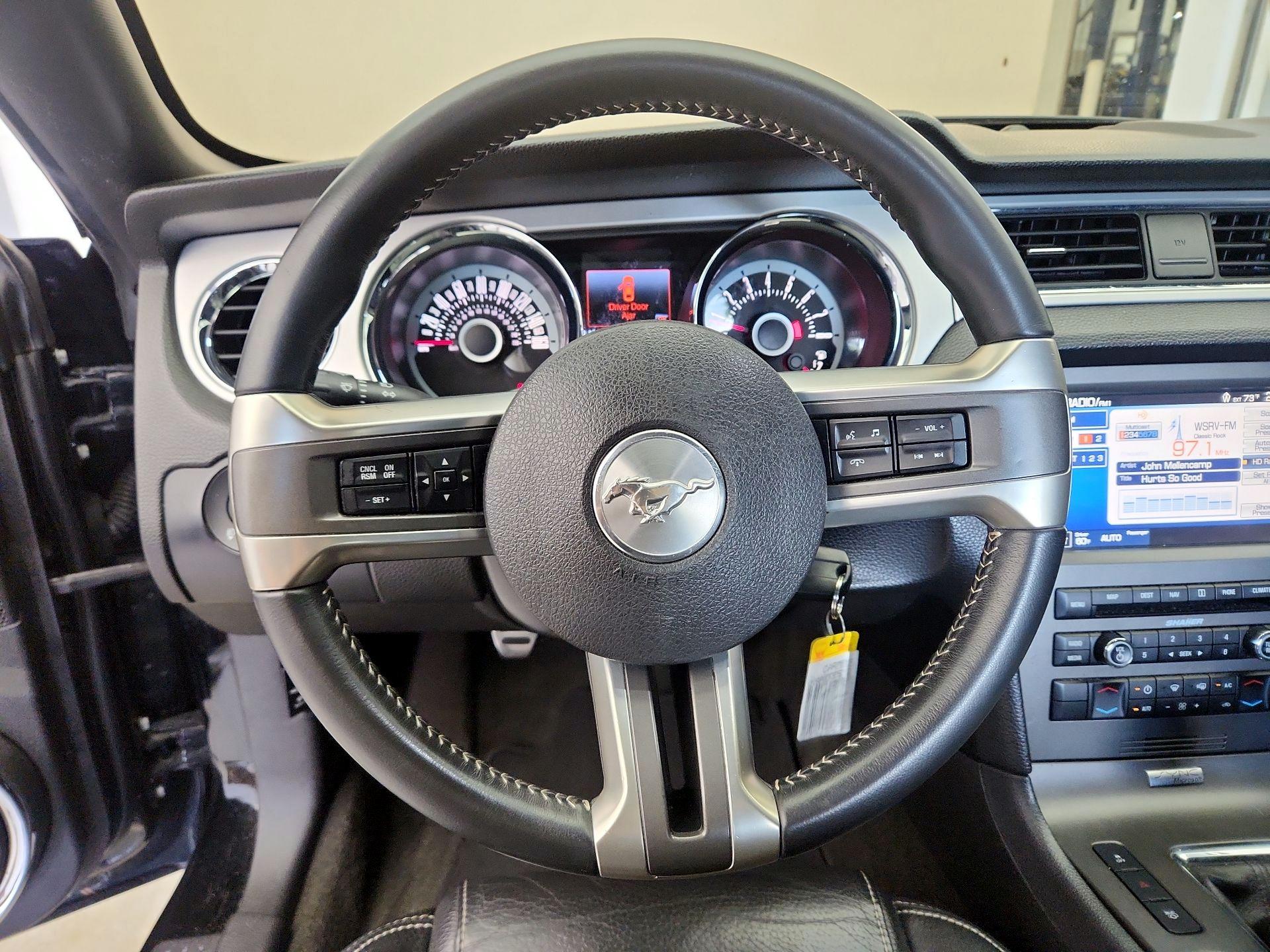 Thumbnail: 2013 Ford Mustang - 10