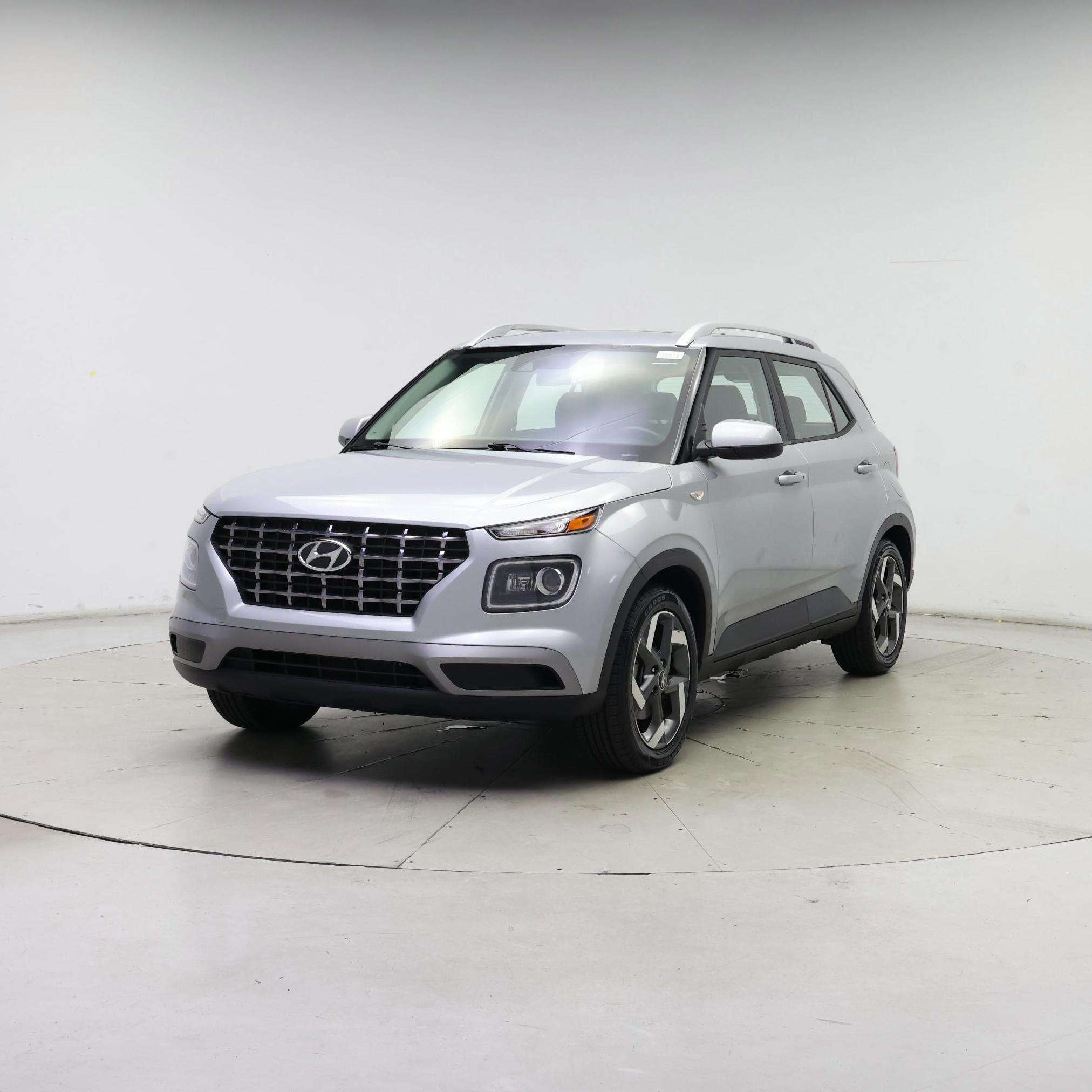 Thumbnail: 2021 Hyundai Venue - 4