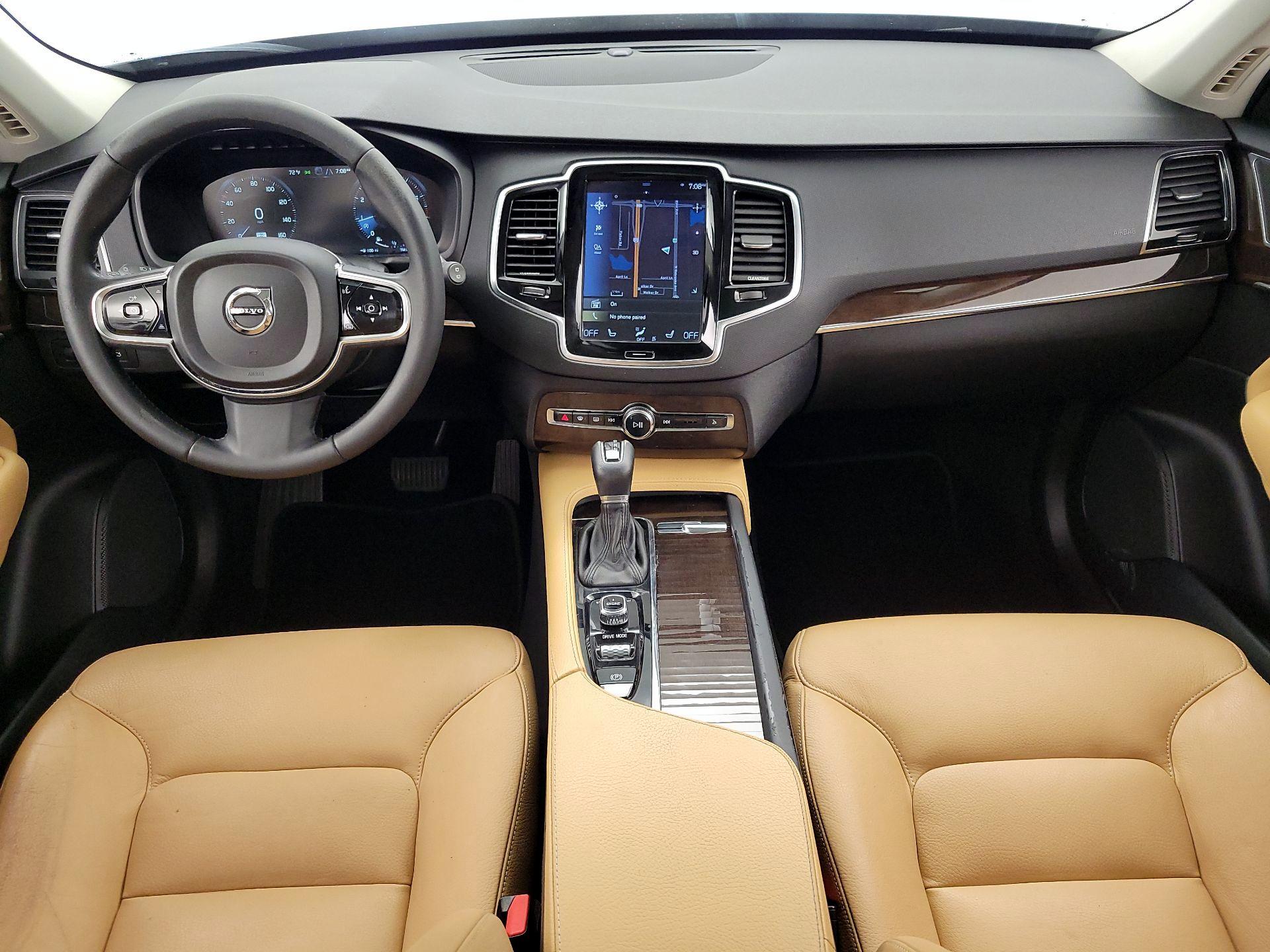 Thumbnail: 2016 Volvo XC90 - 9