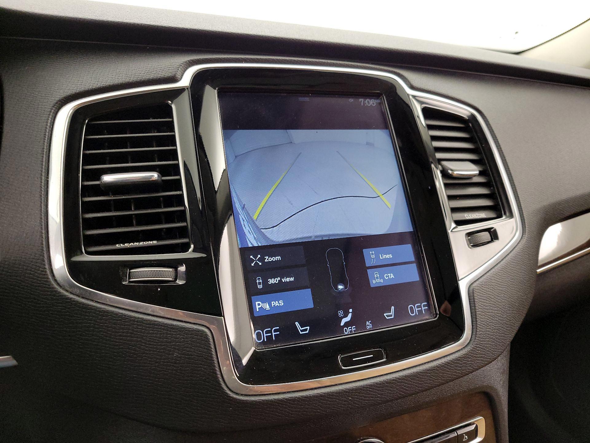 Thumbnail: 2016 Volvo XC90 - 15
