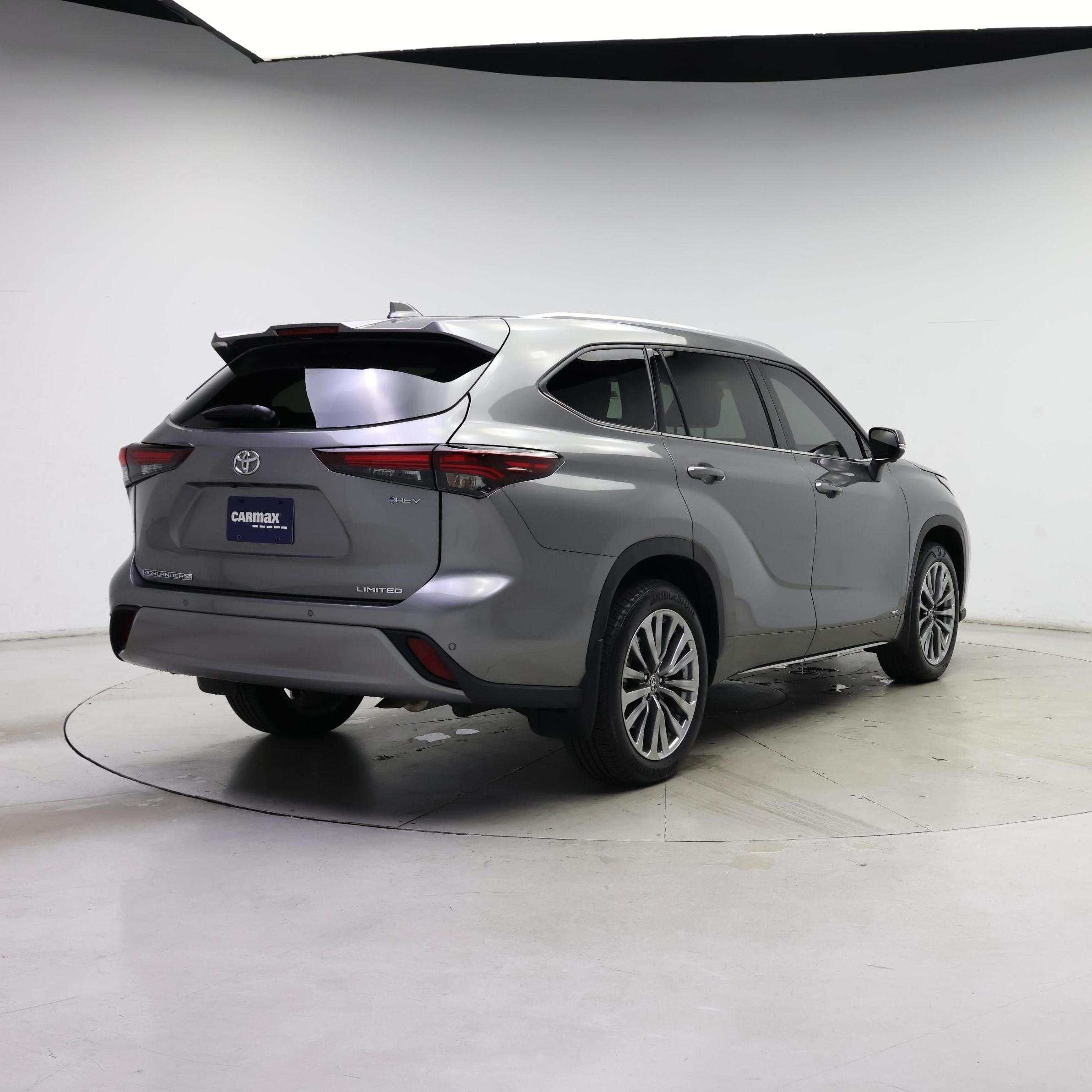 Thumbnail: 2025 Toyota Highlander - 8